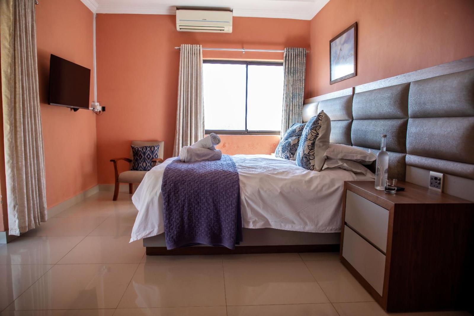 Deluxe Single Room with Balcony photo 3