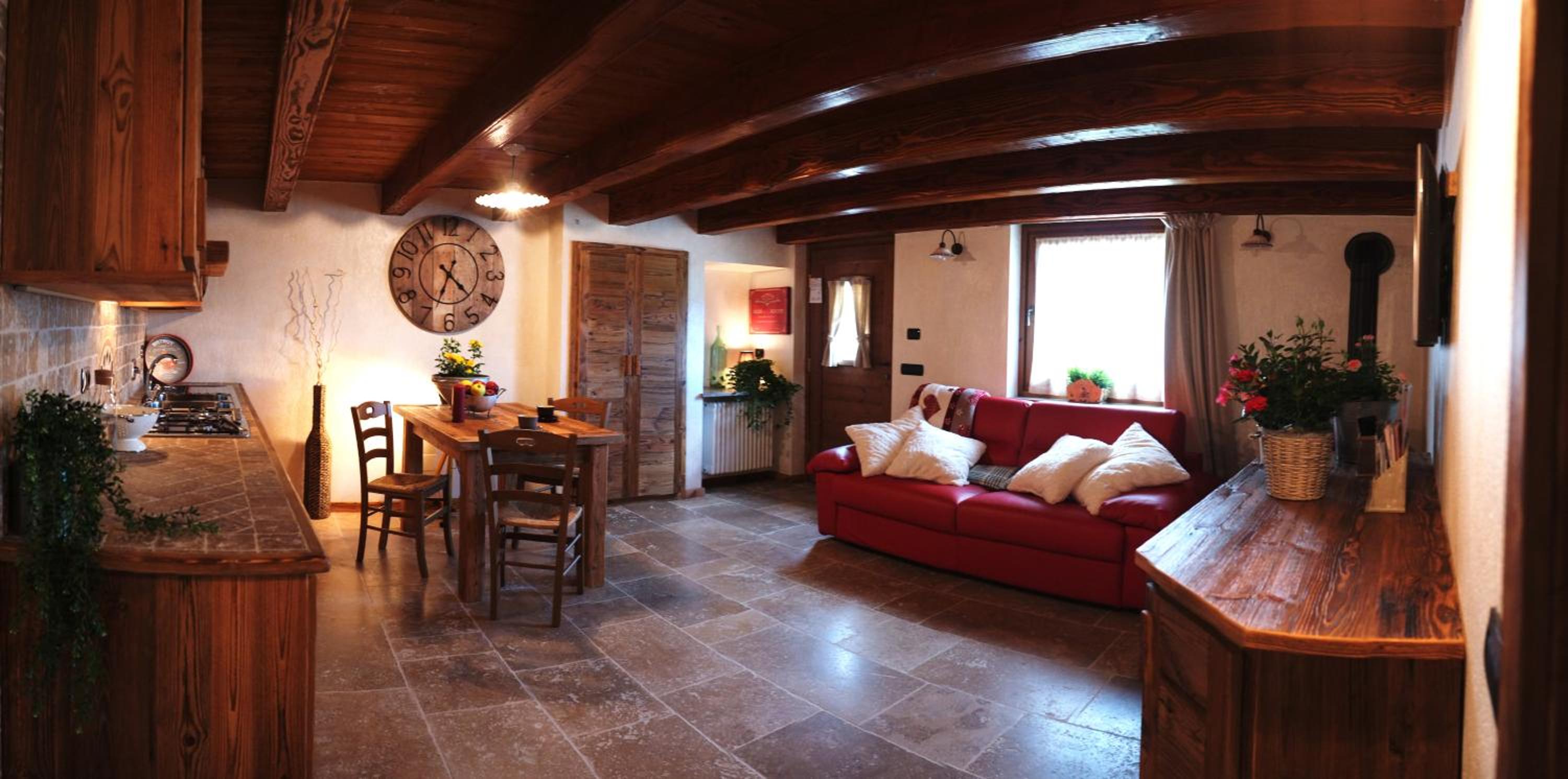 One-Bedroom Apartment with Garden View photo 1
