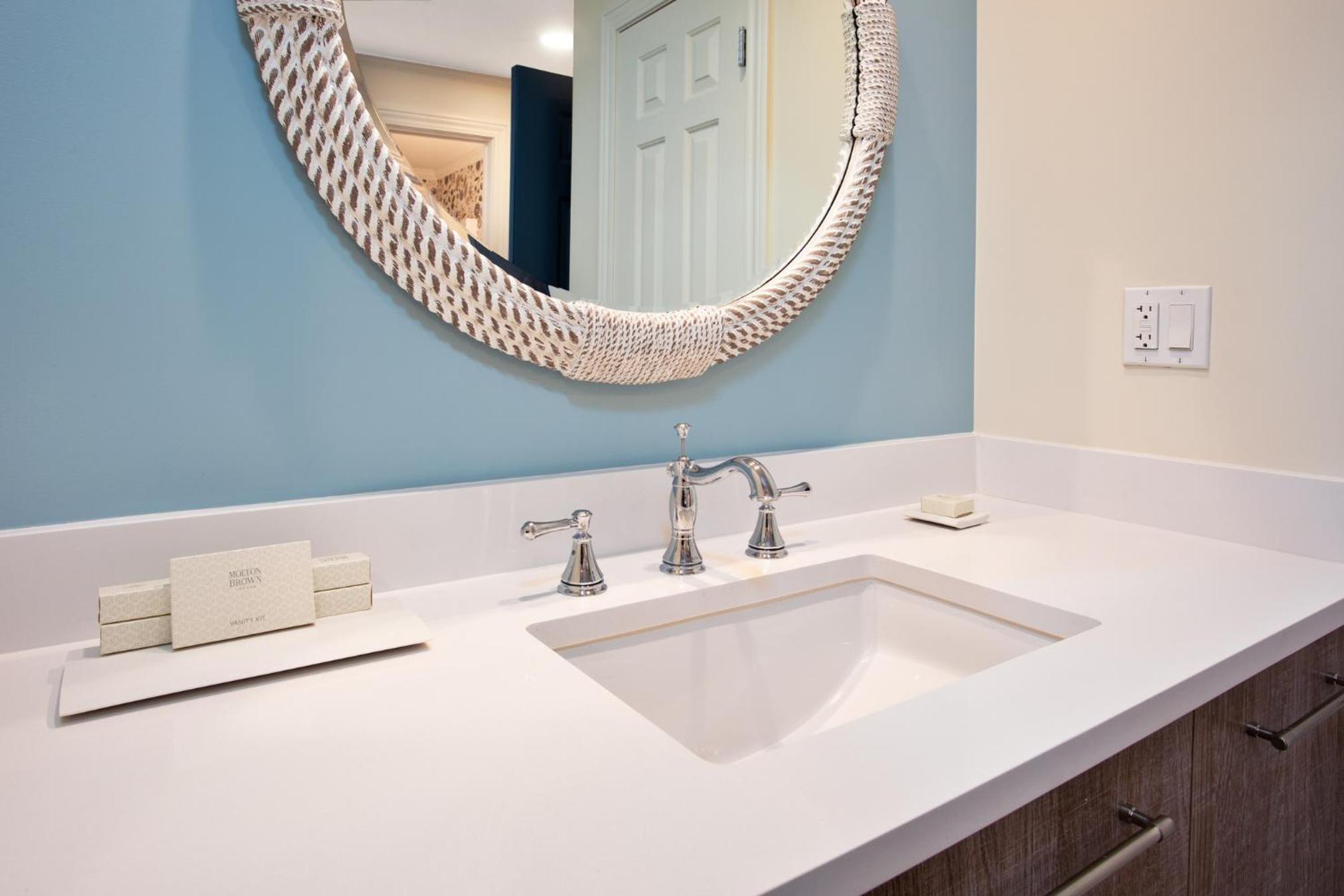 Two-Bedroom Suite photo 1