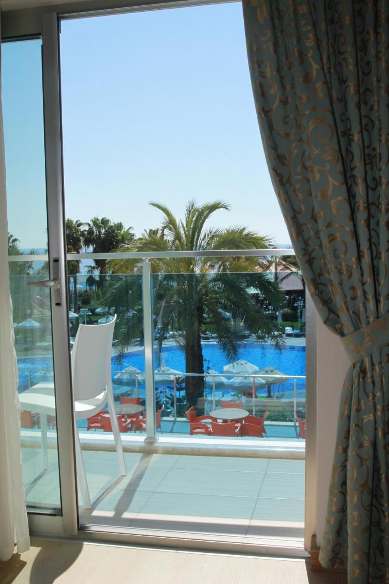 Standard Double or Twin Room with Sea View - Photo 2