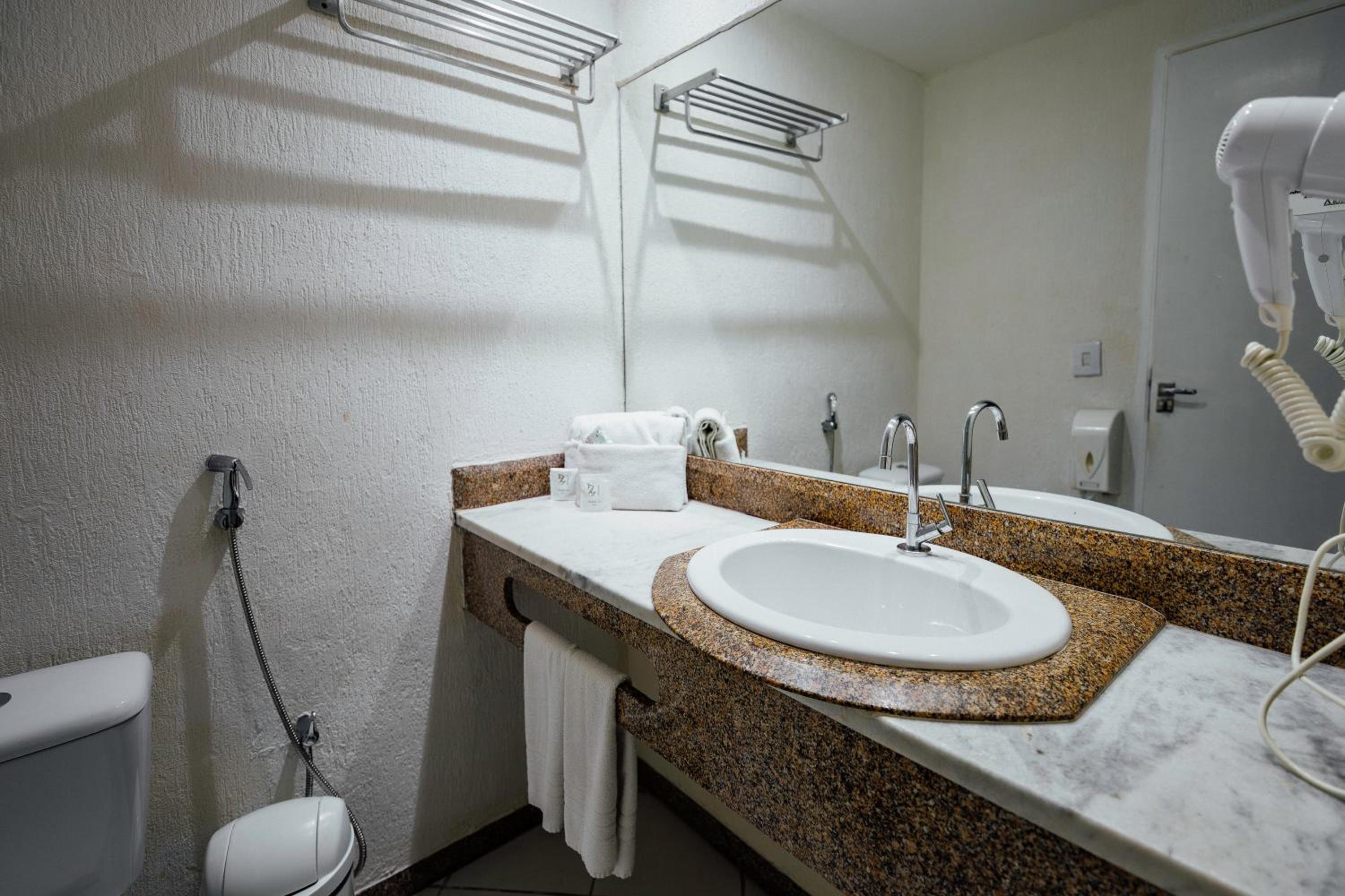 Deluxe Apartment photo 2