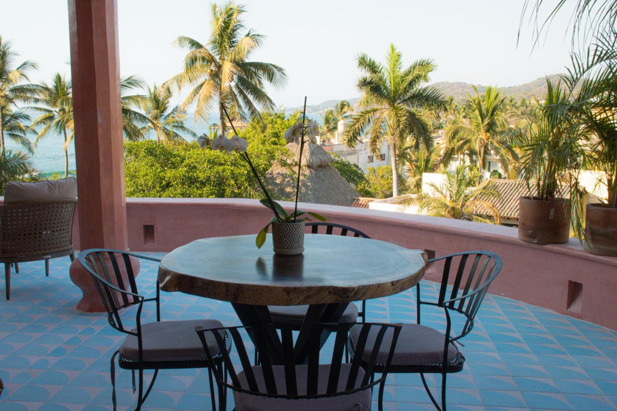 Deluxe Double Room with Balcony and Sea View photo 2