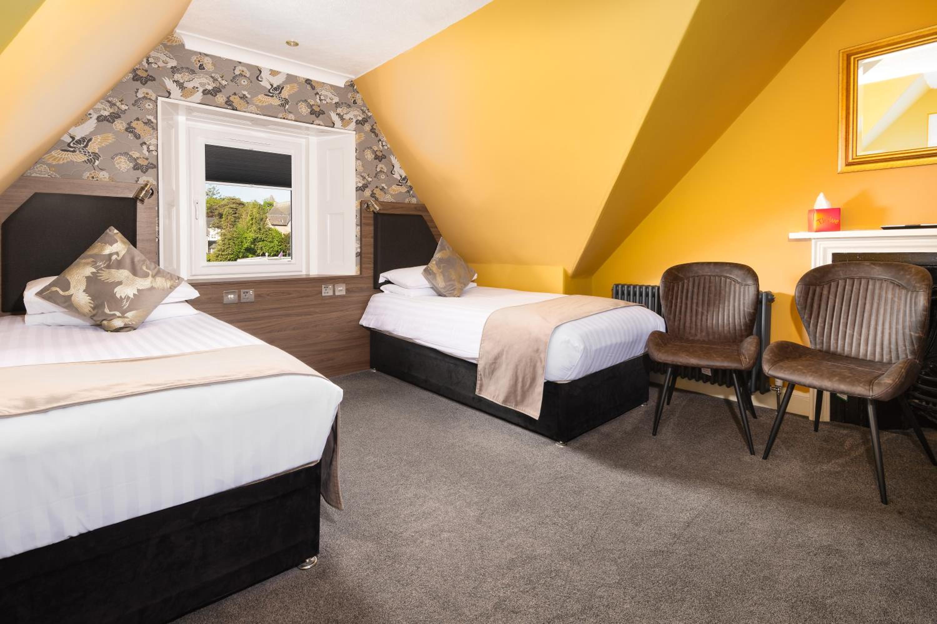 Standard Twin Room