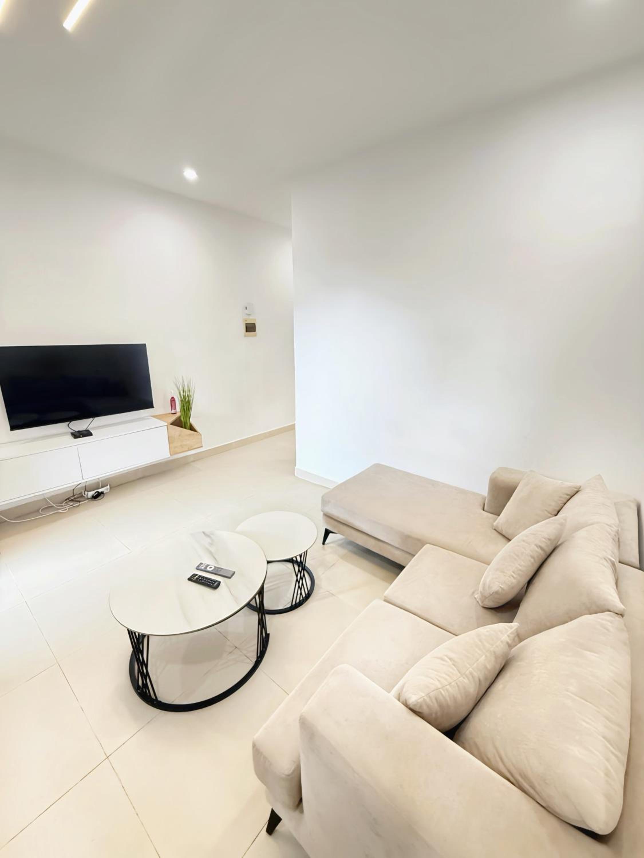One-Bedroom Deluxe Apartment photo 3