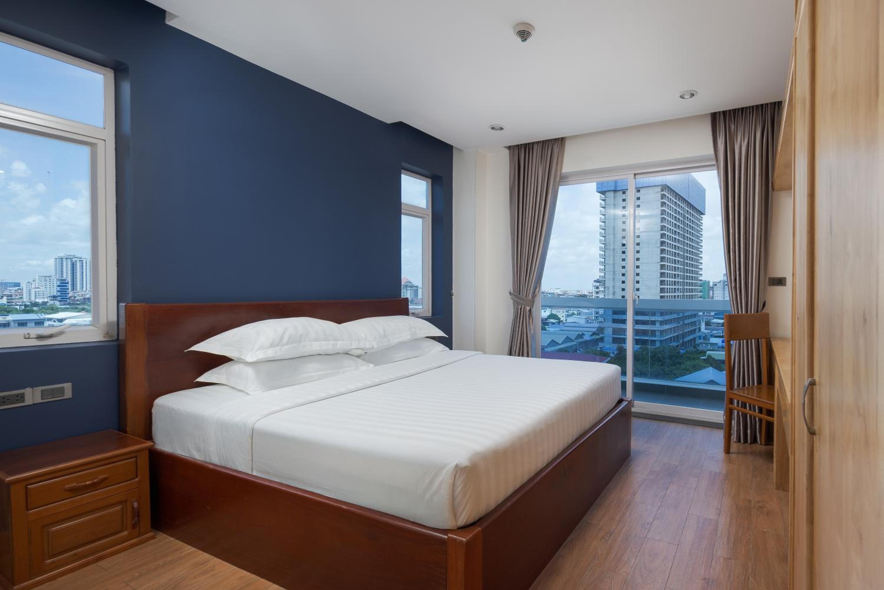 One-Bedroom Superior Apartment