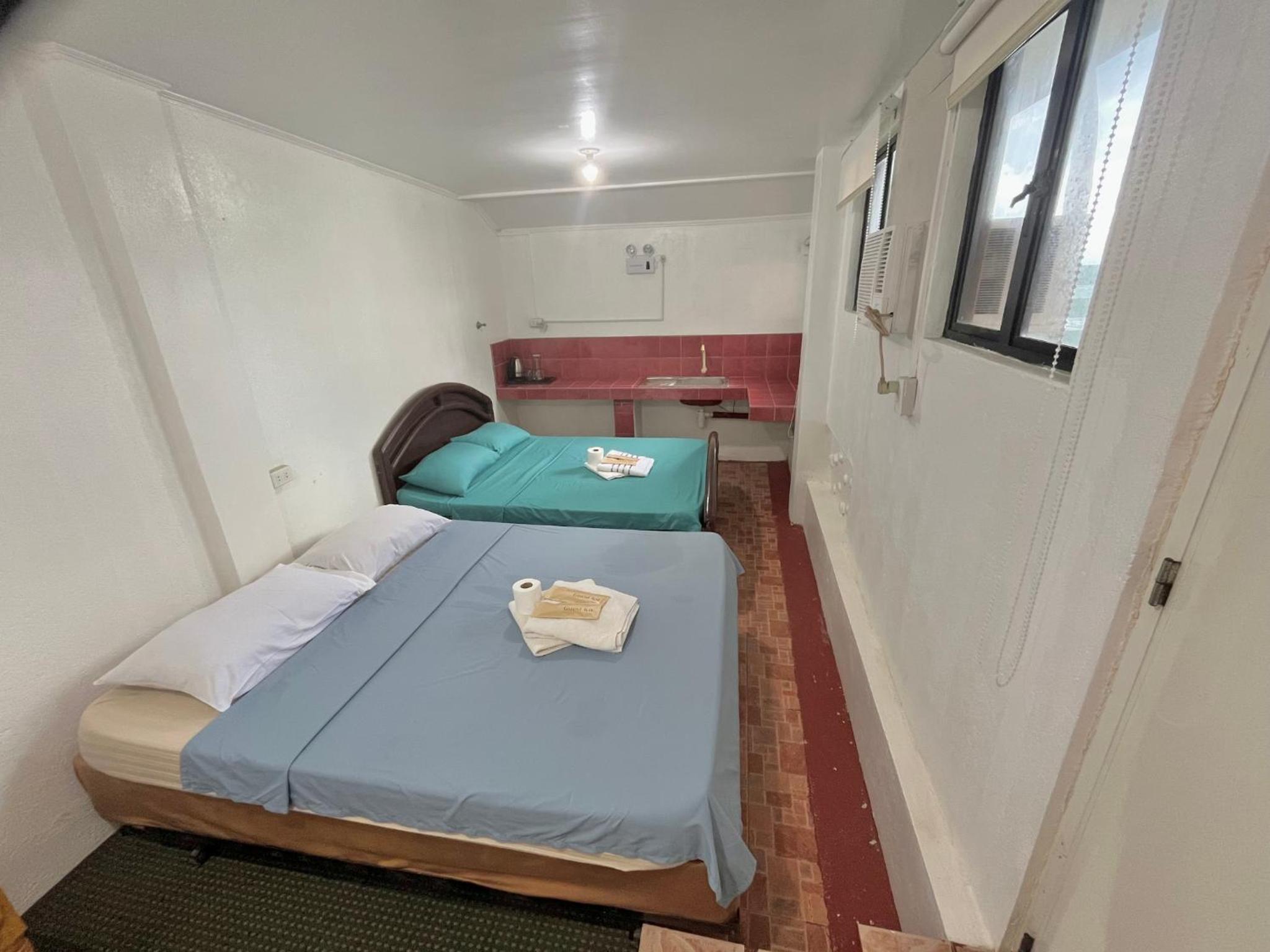 Economy Quadruple Room