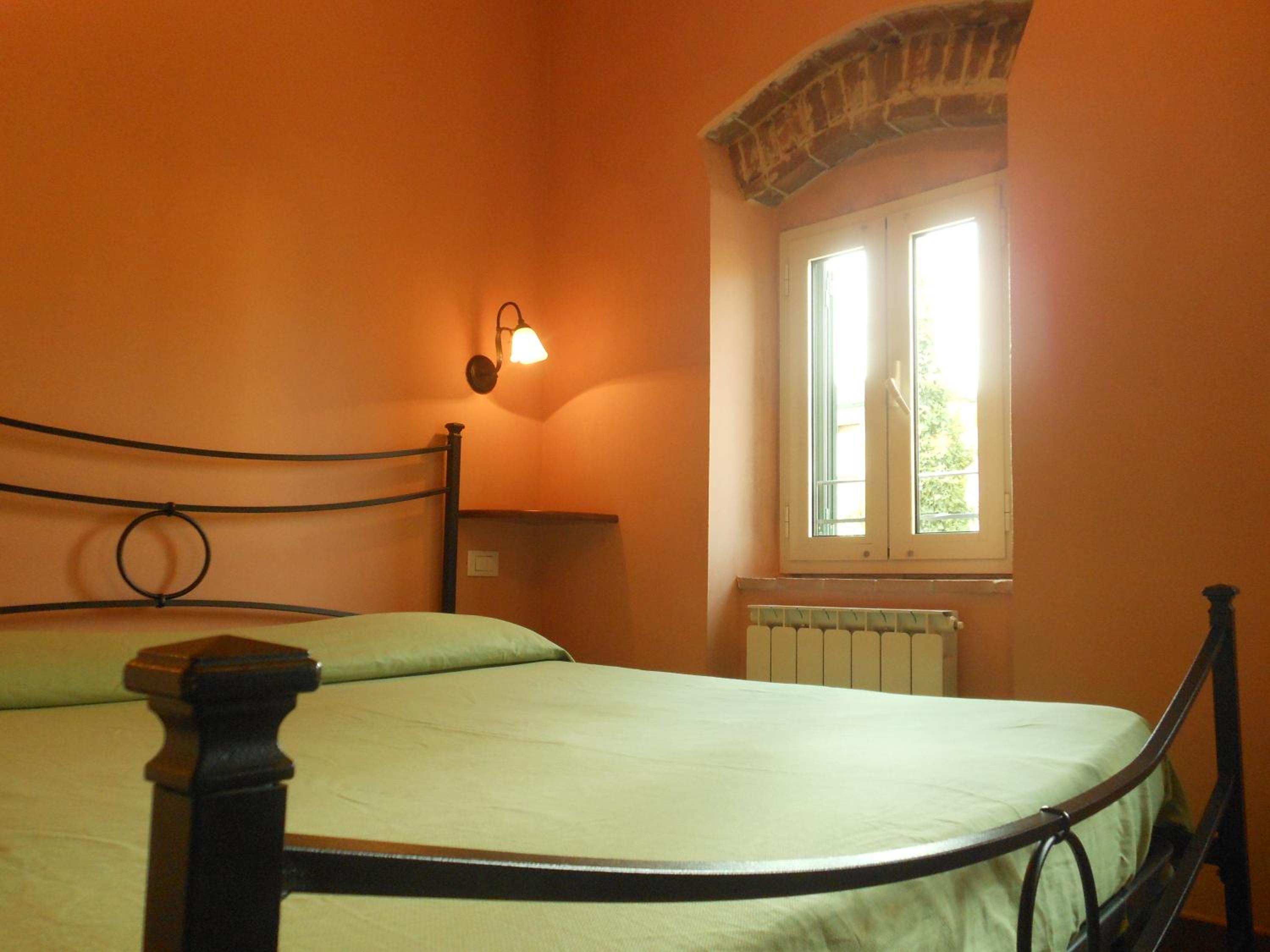 Double or Twin Room - Photo 13