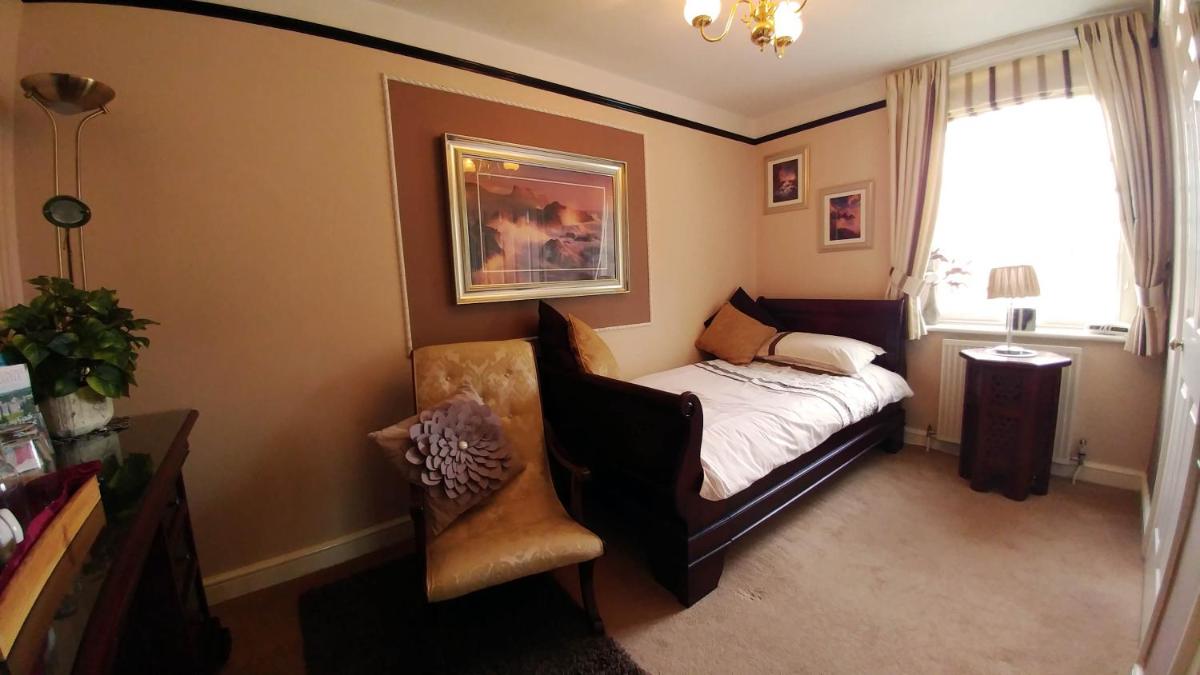 Single Room with Bathroom