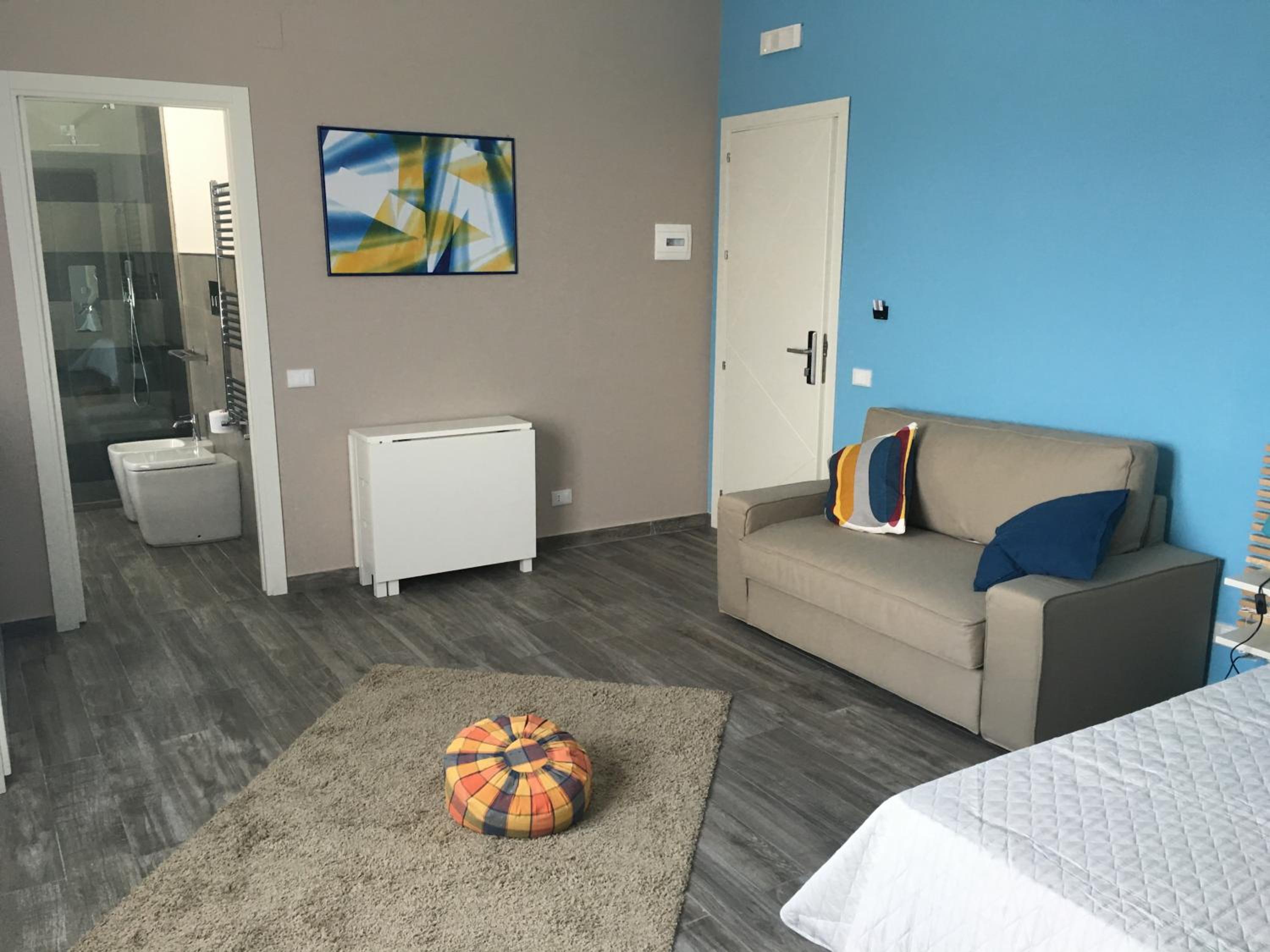 Luxury Quadruple Room - Photo 23