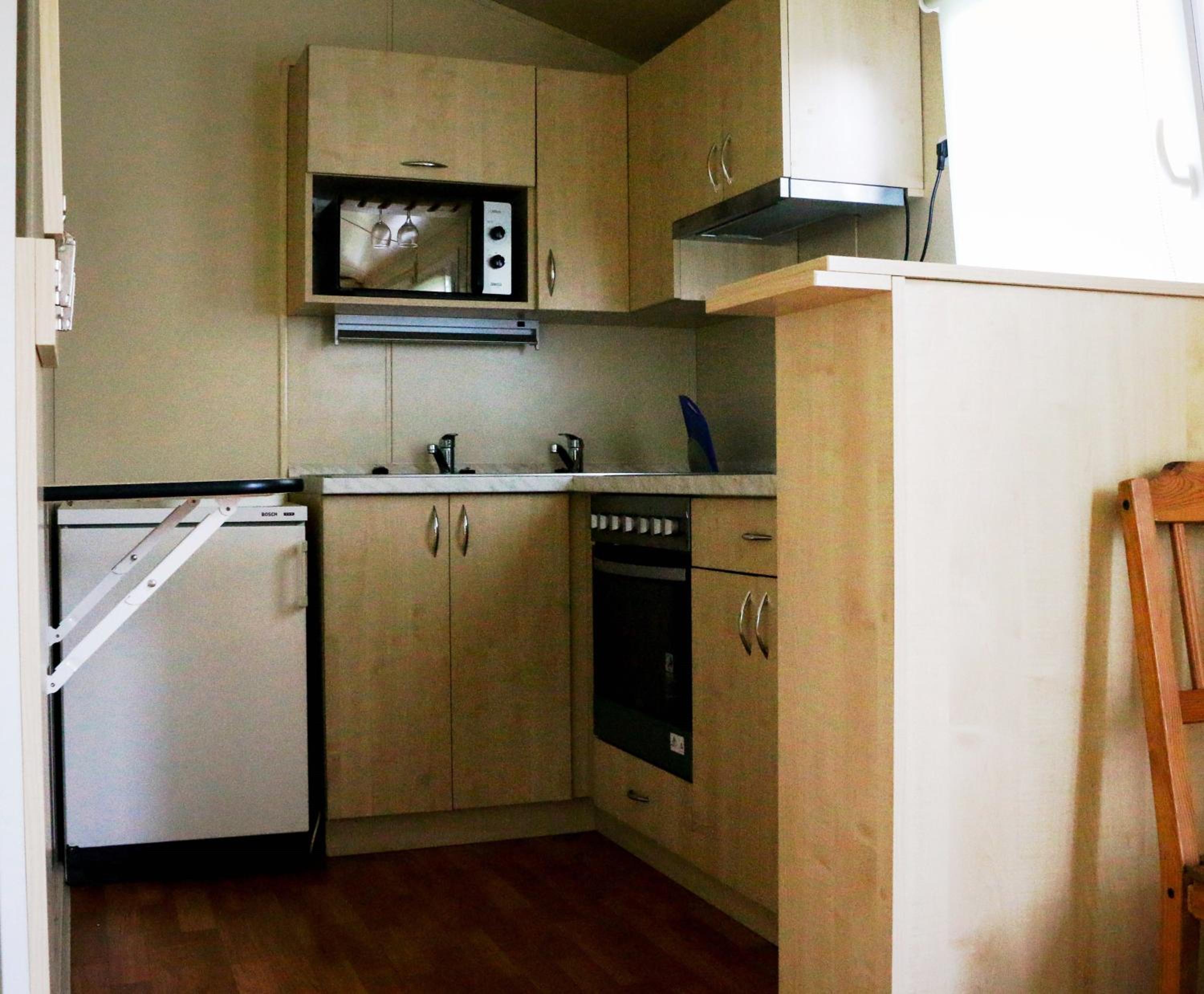 Apartment with Lake View - Photo 3