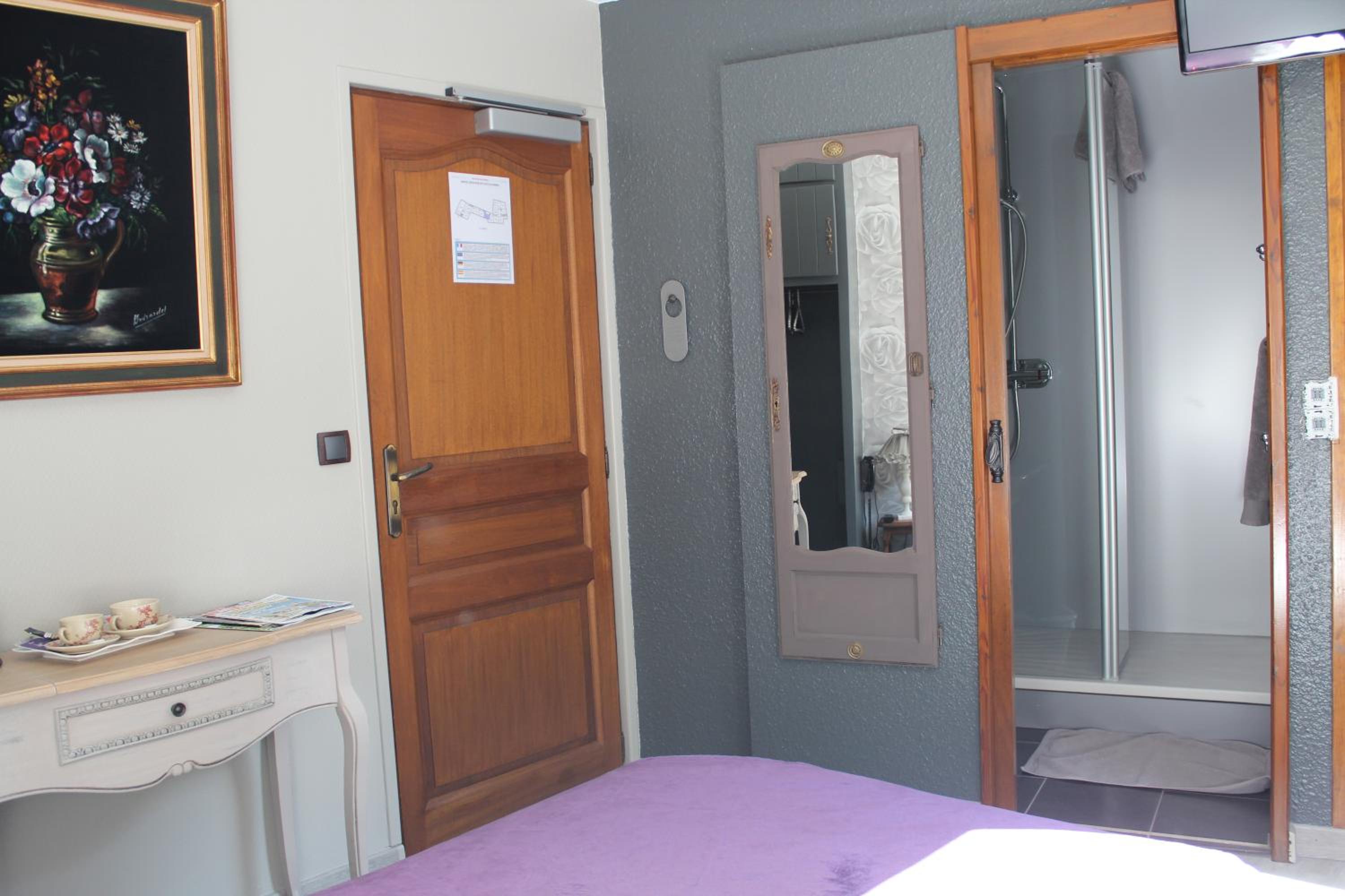 Double Room - Photo 1