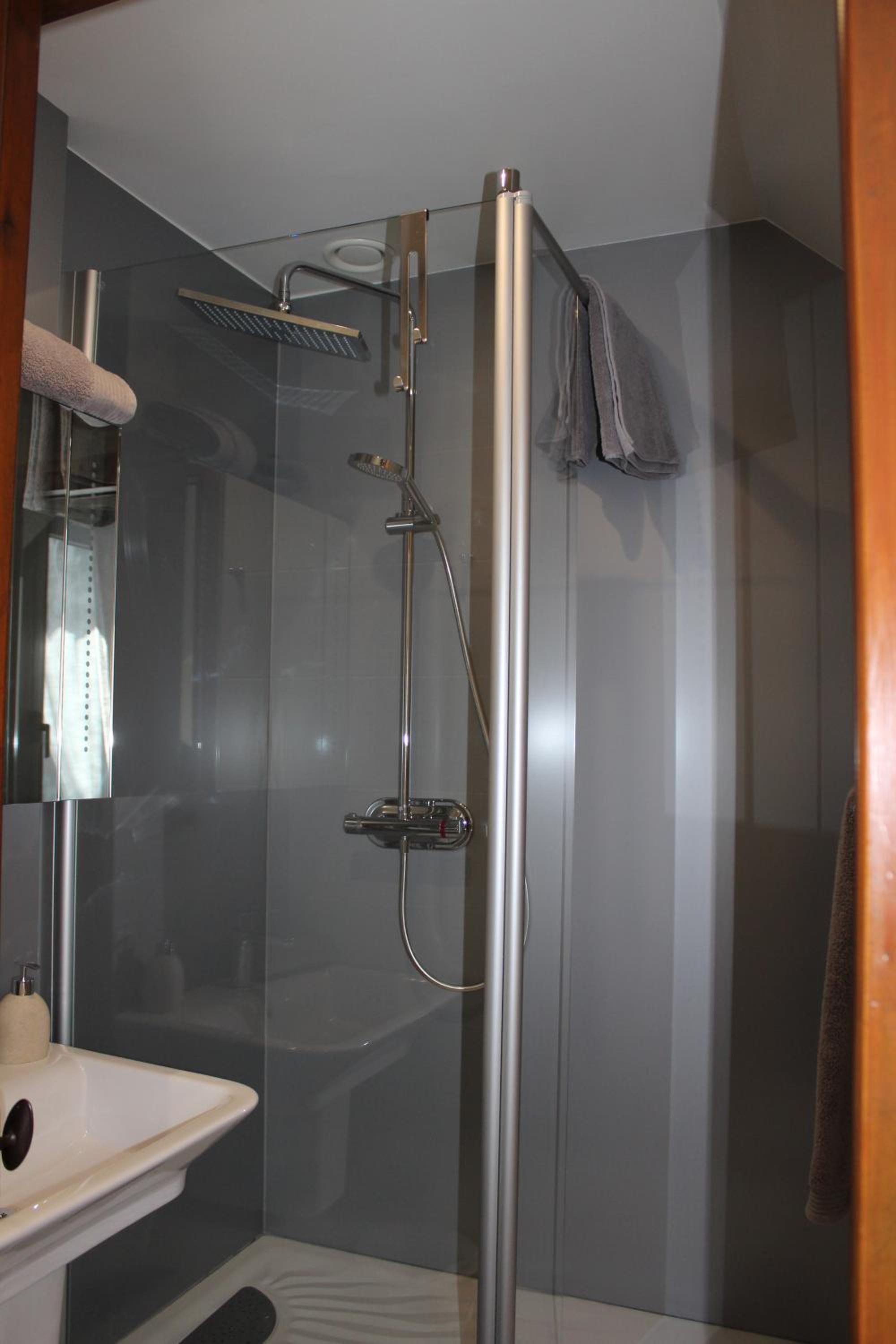Double Room - Photo 19
