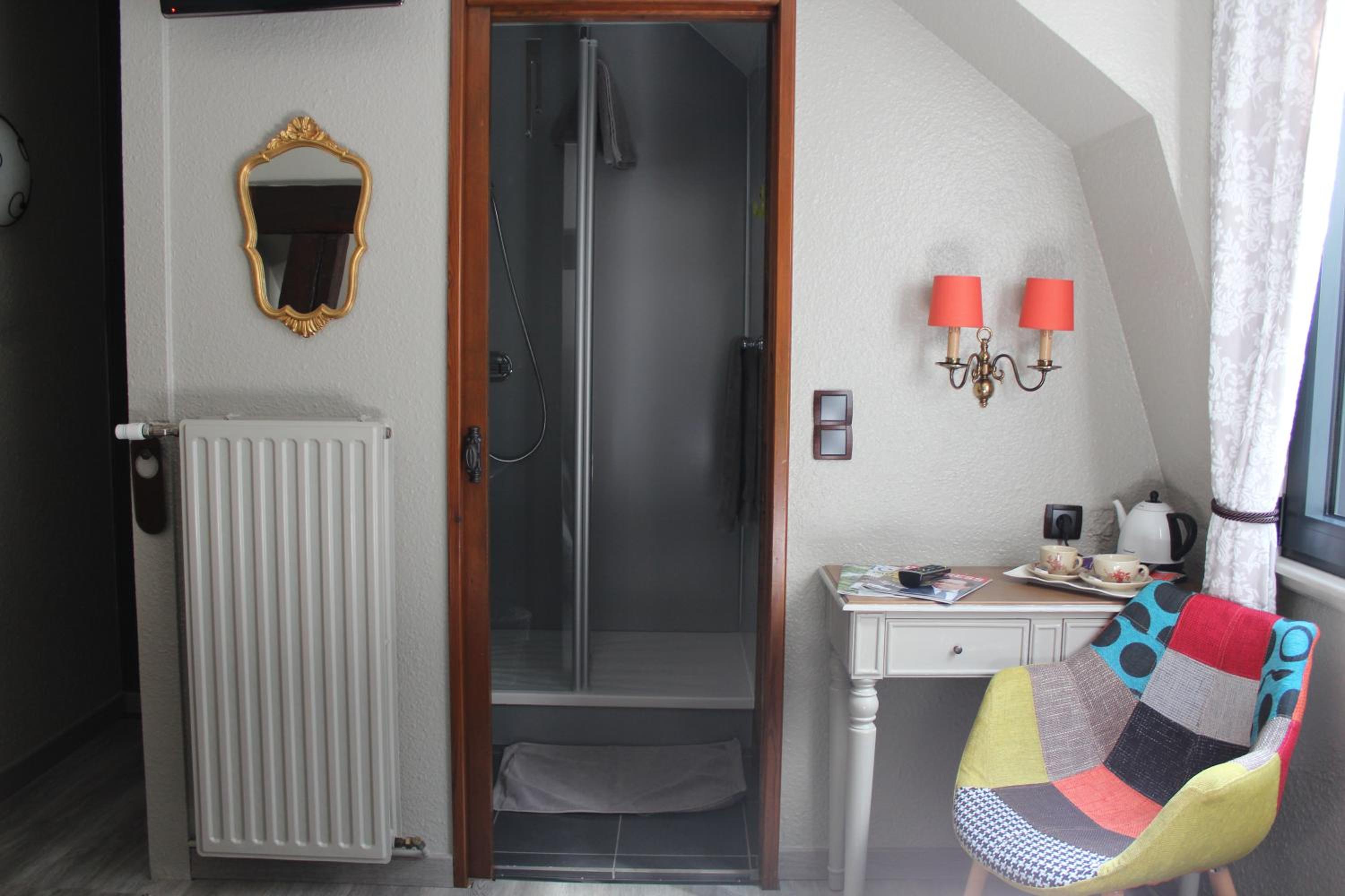 Twin Room - Photo 4