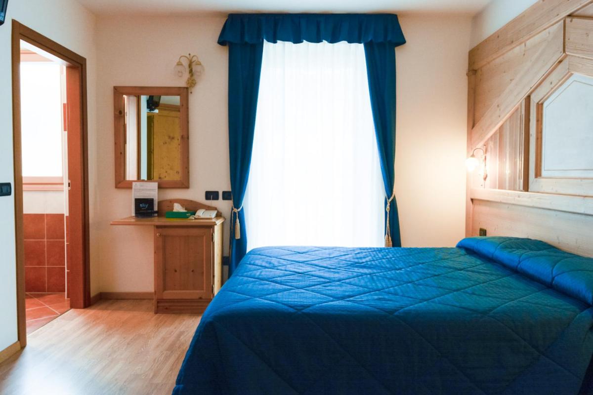 Deluxe Double or Twin Room with Balcony photo 3