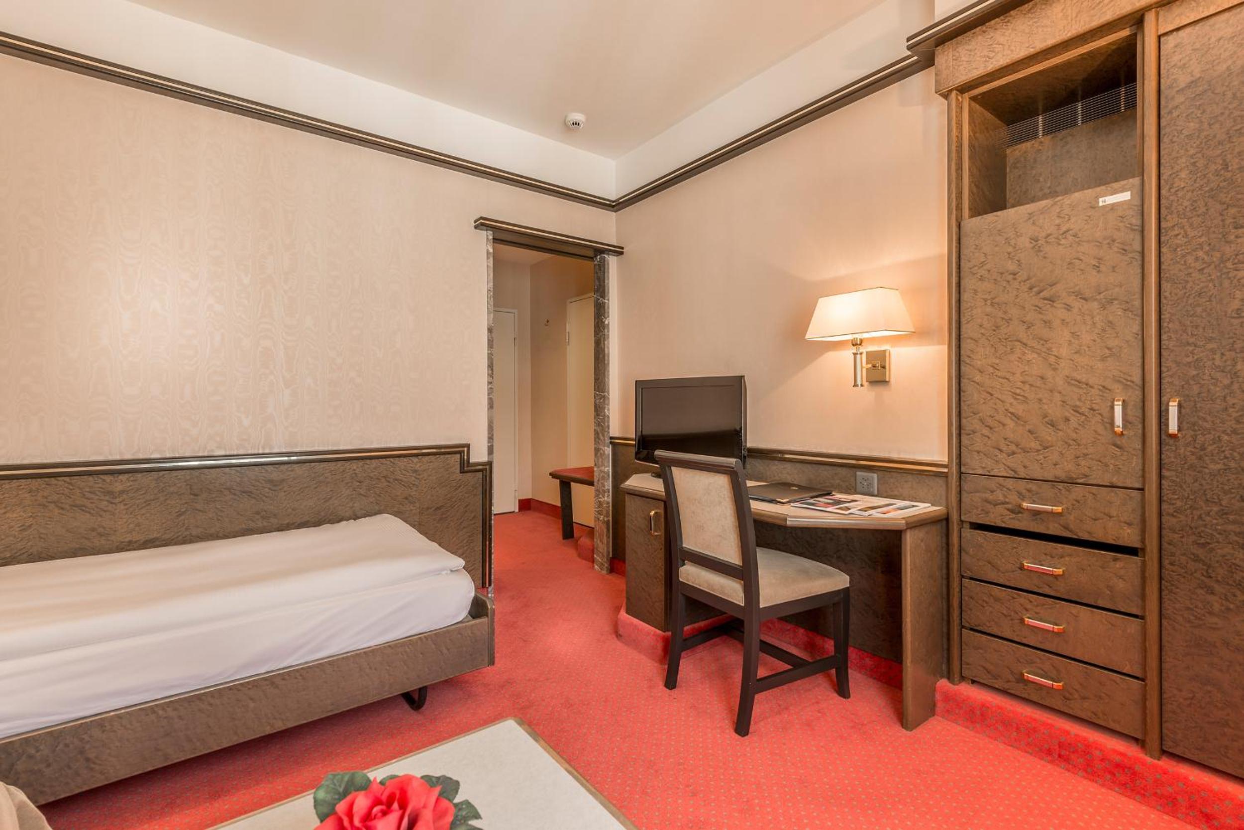 Single Room