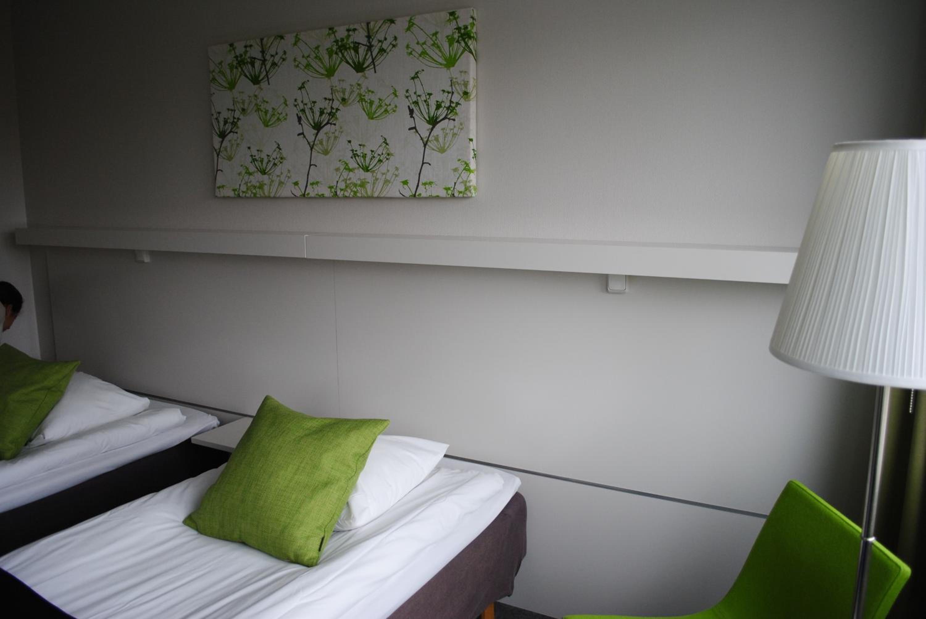 Standard Twin Room photo 3