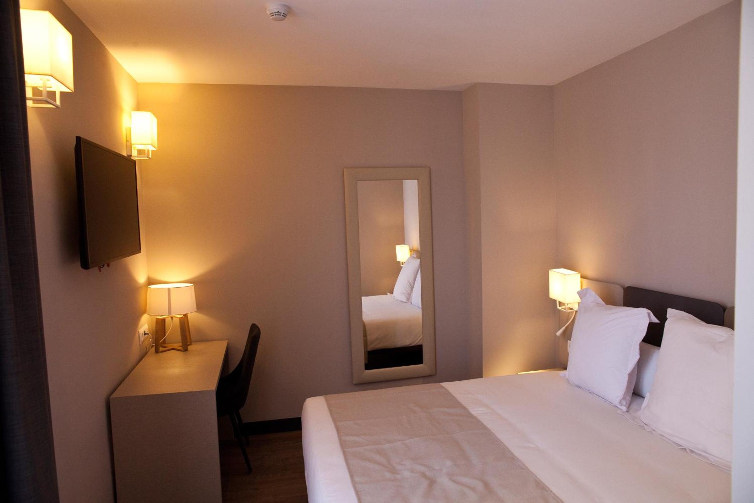Superior Double Room with Balcony photo 3