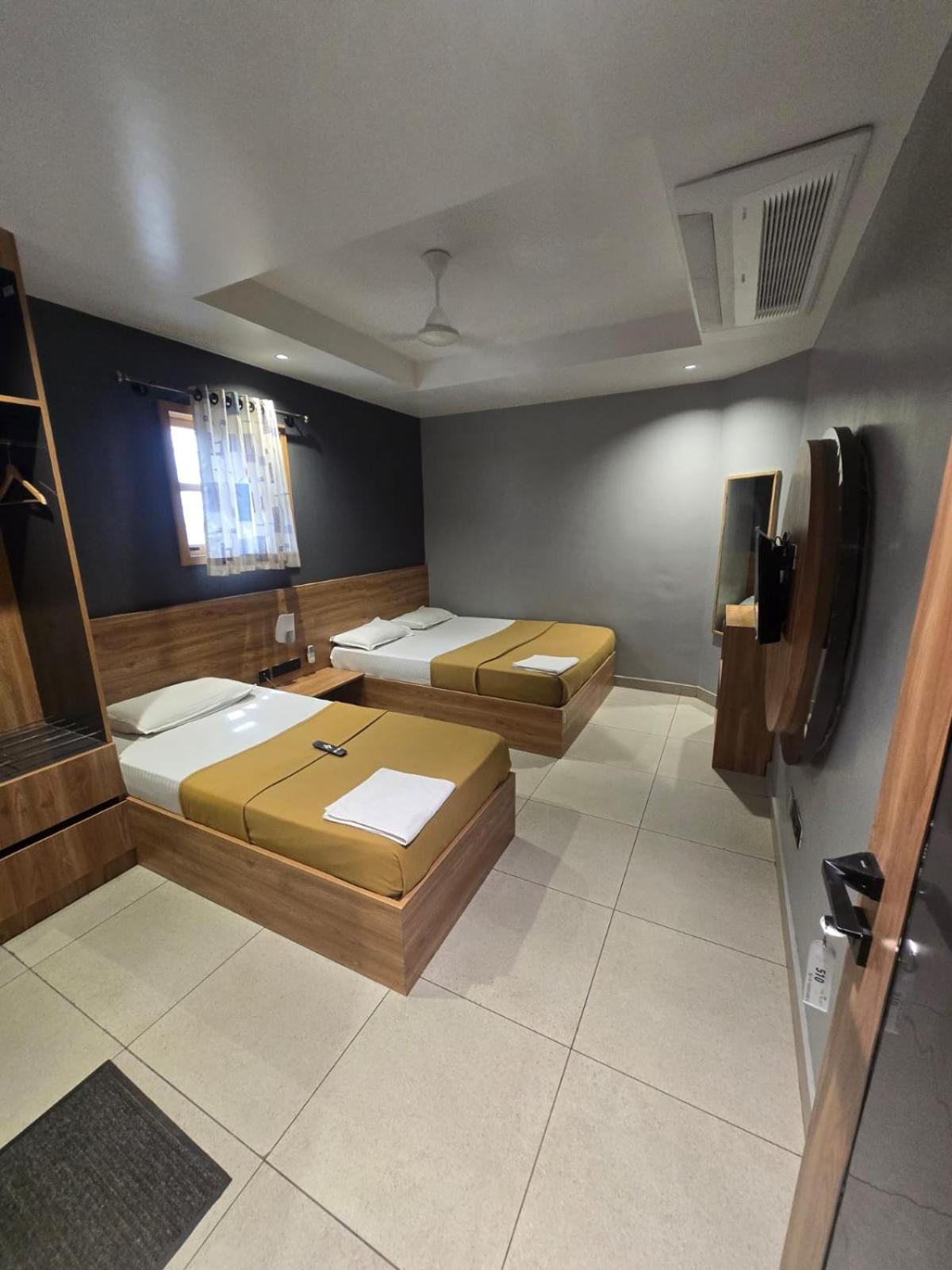 Comfort Triple Room photo 3