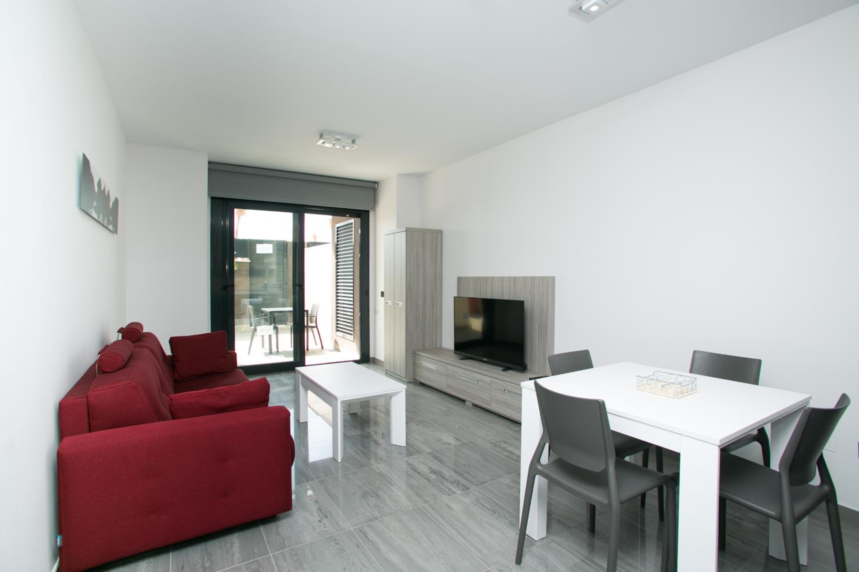 Apartamento de un dormitorio con patio