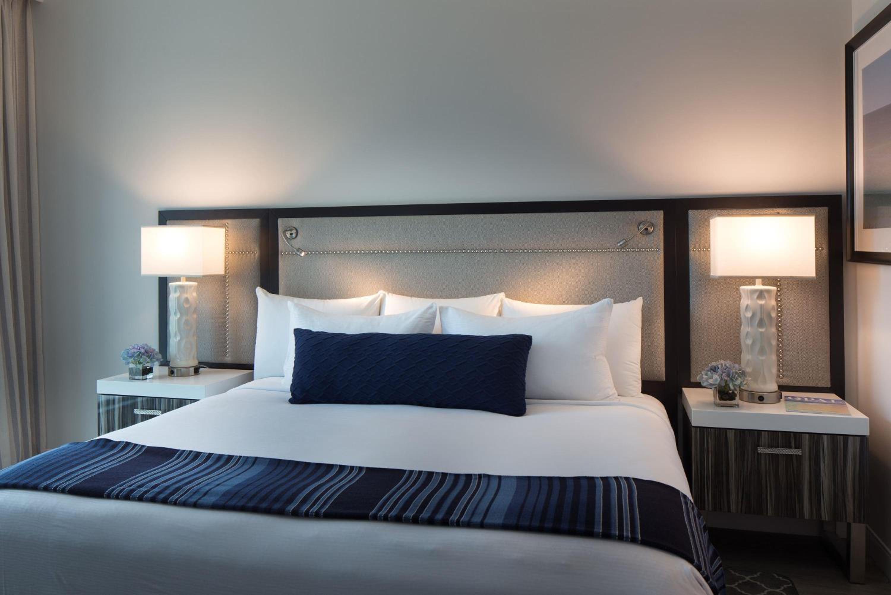Two-Bedroom King Suite - Gulf Front