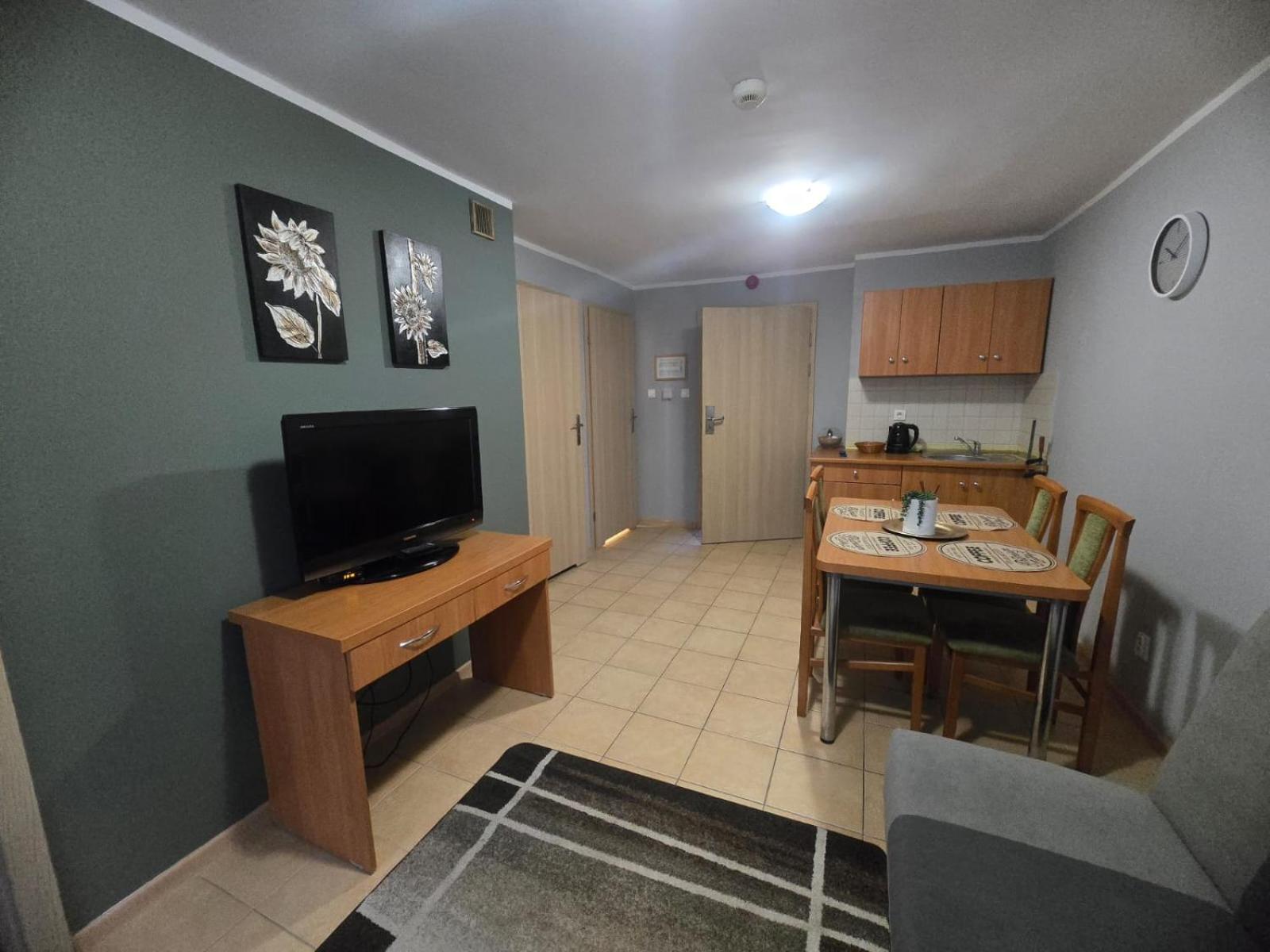One-Bedroom Standard Apartment