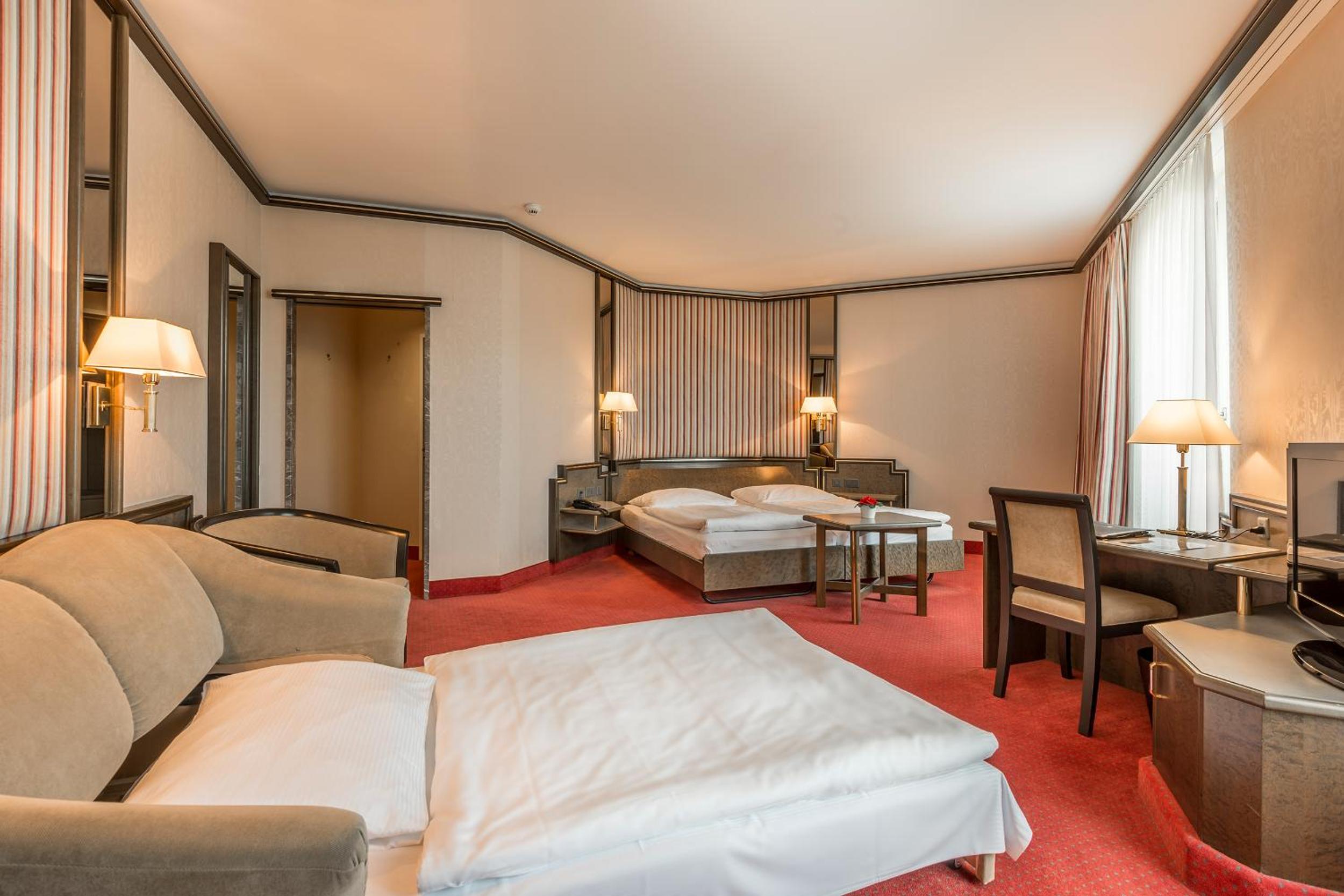 Quadruple Room - Photo 6