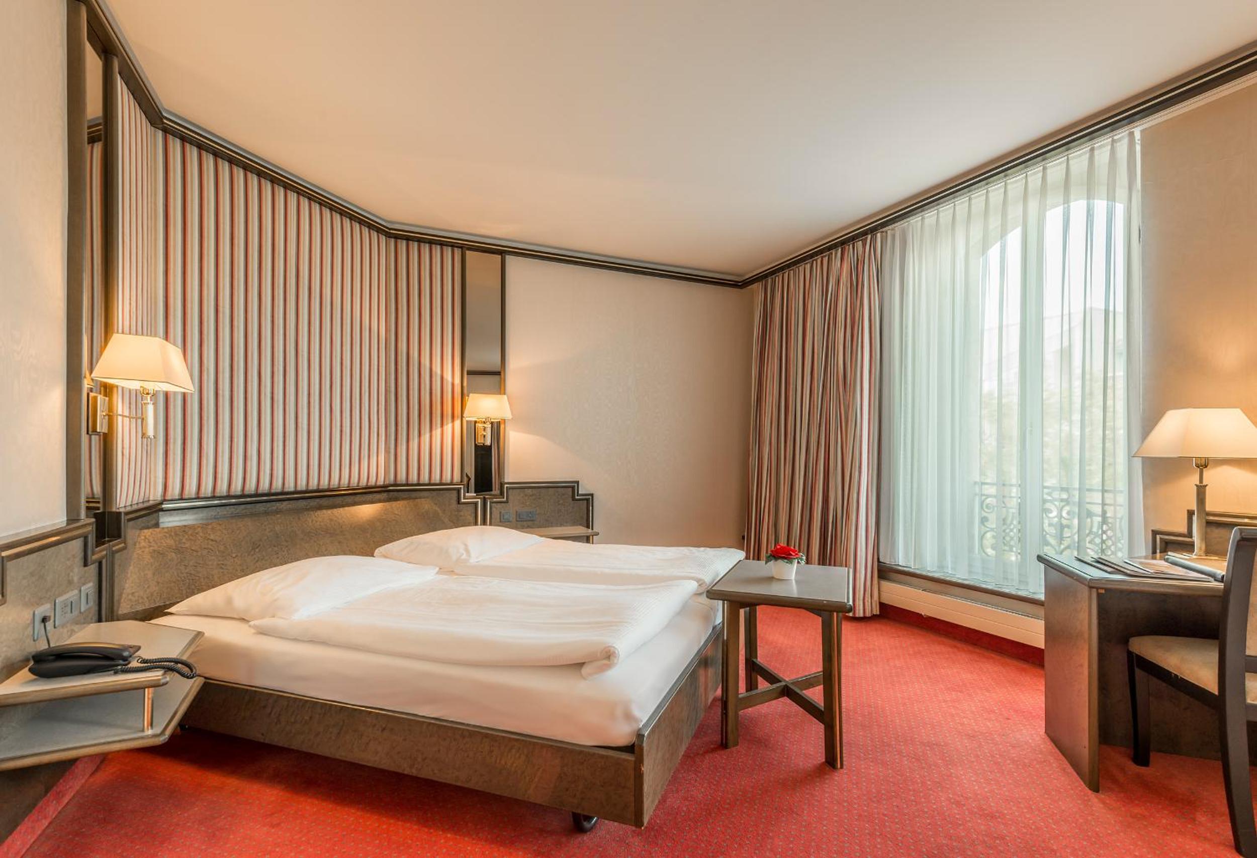 Double Room - Photo 10