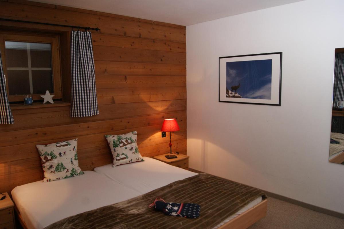 Double or Twin Room photo 3