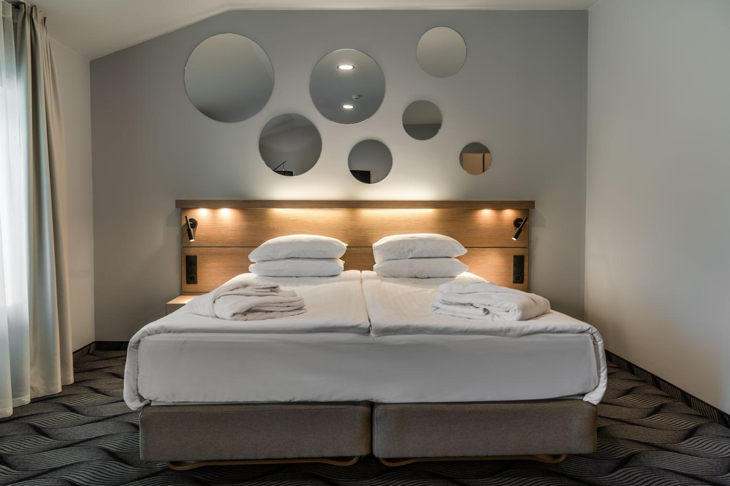 Modern Superior Double or Twin Room photo 1