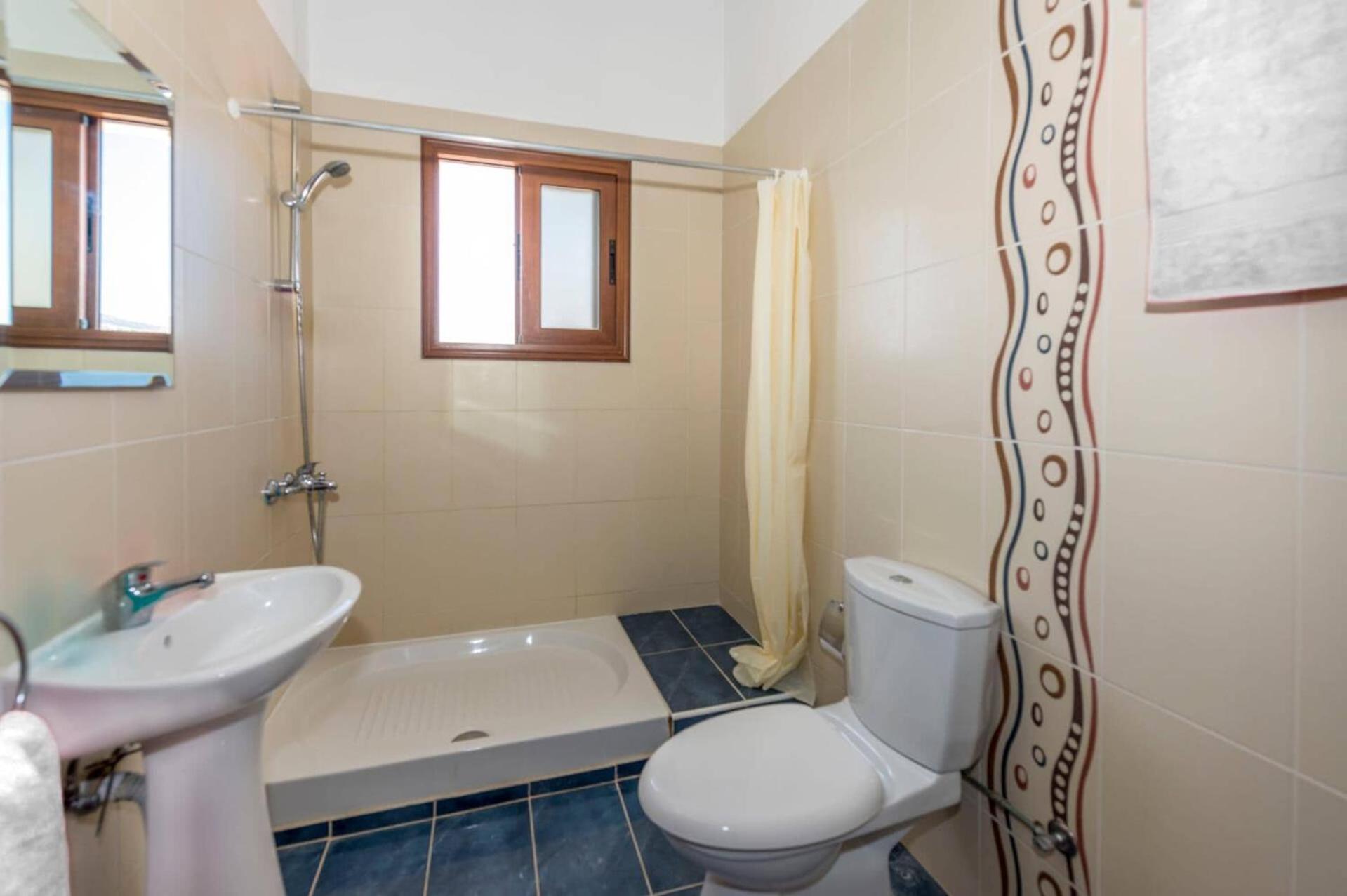 Villa photo 3