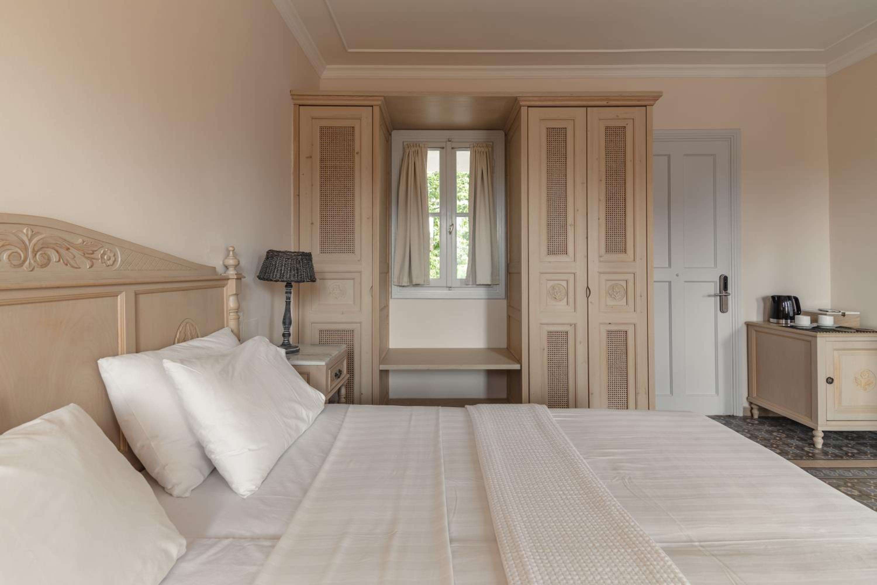 Classic Double Room with Garden View