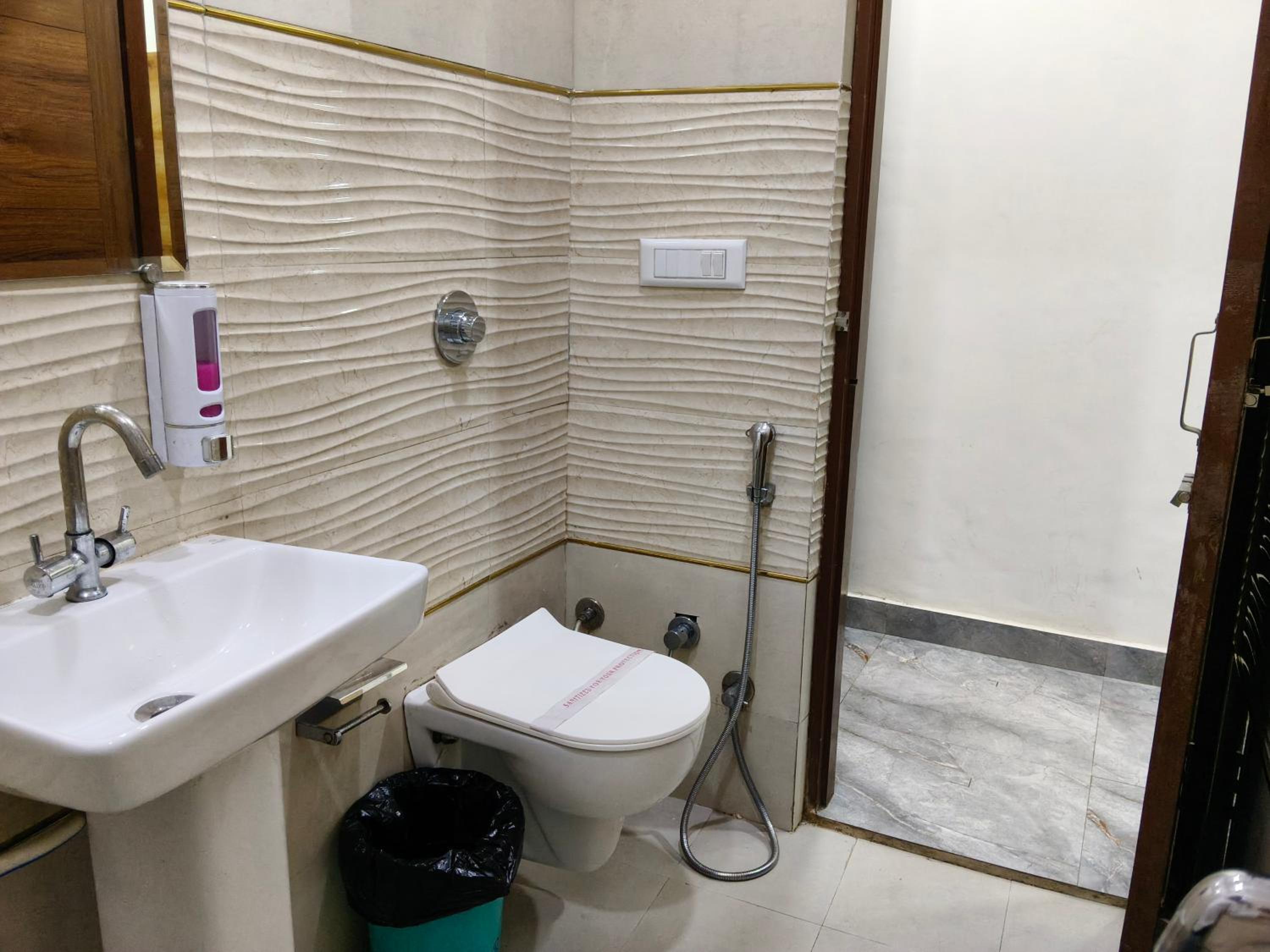 Superior Triple Room - Photo 13