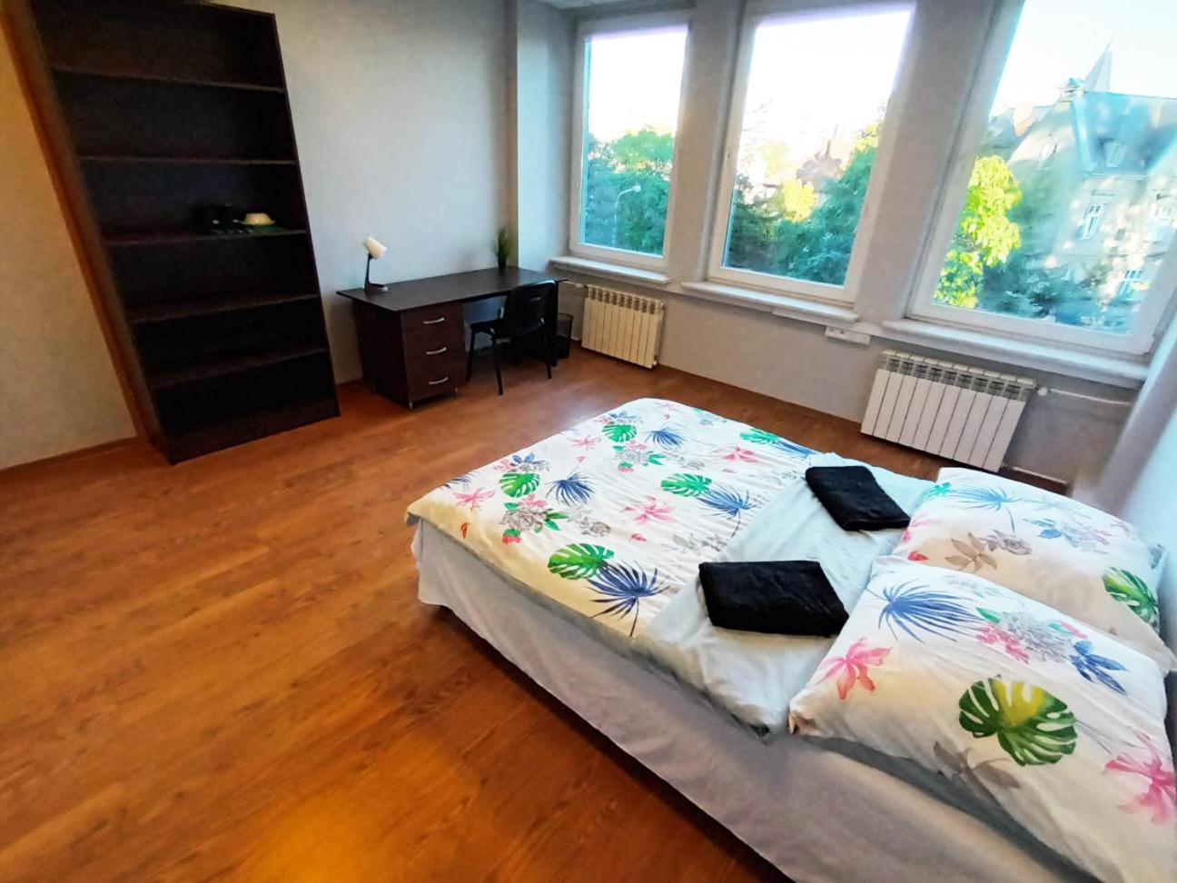 Large Double Room photo 1