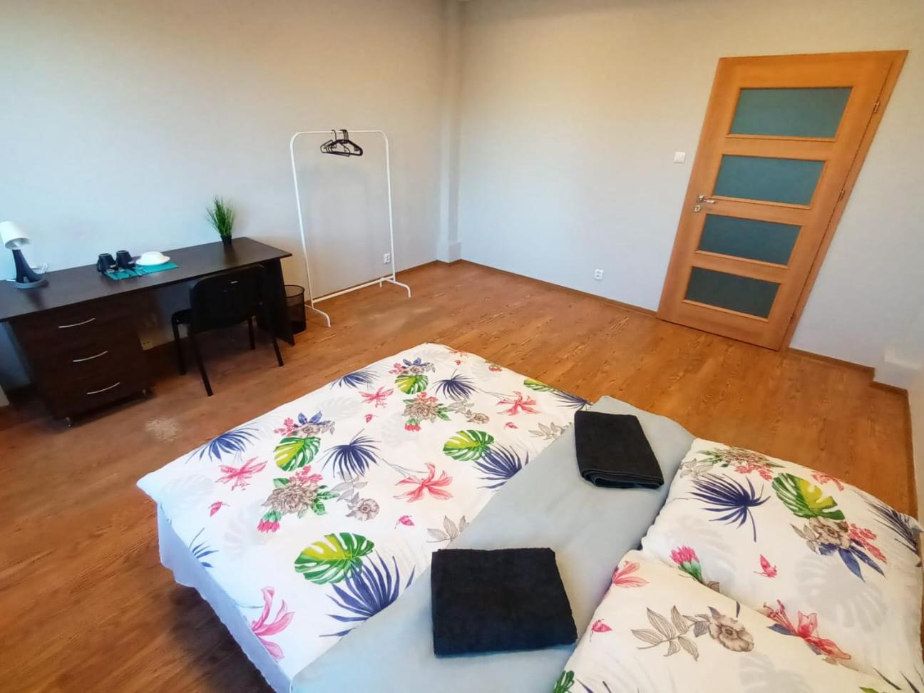 Large Double Room photo 1