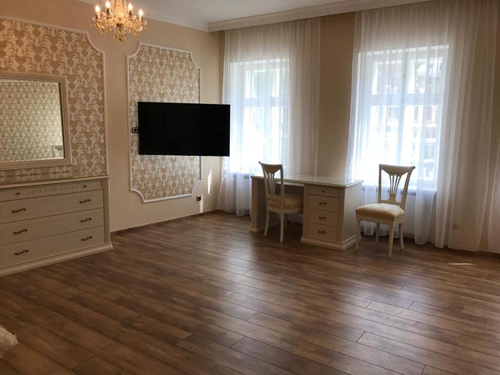 Two-Bedroom Apartment with River View photo 3