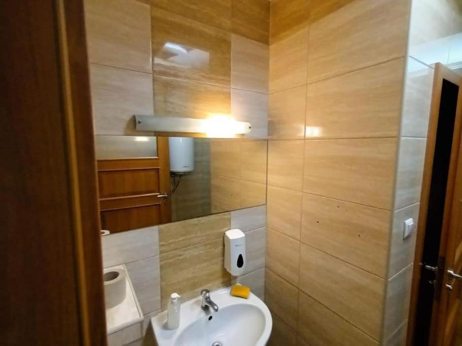 Large Double Room photo 3