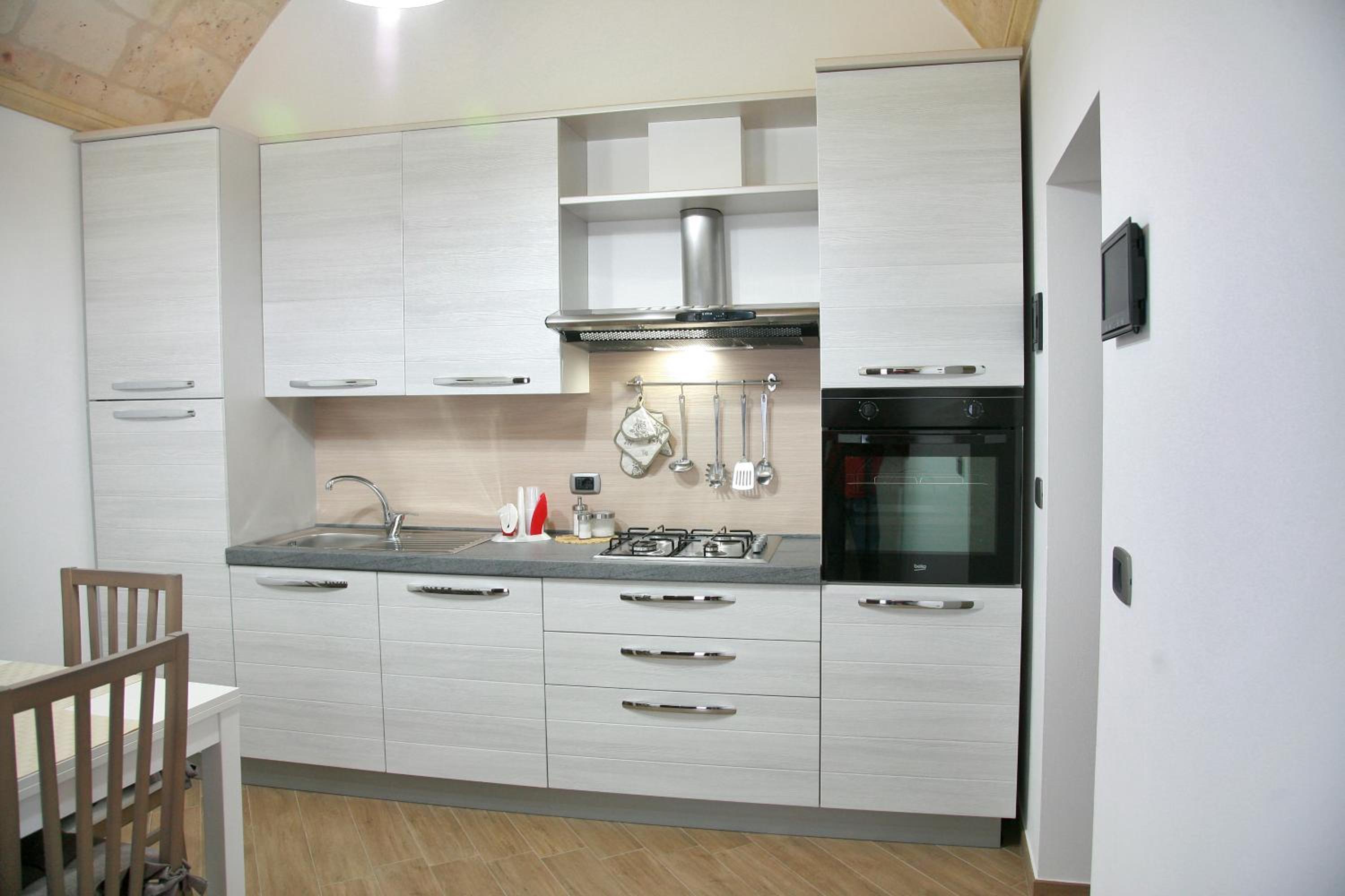 Two-Bedroom House photo 3