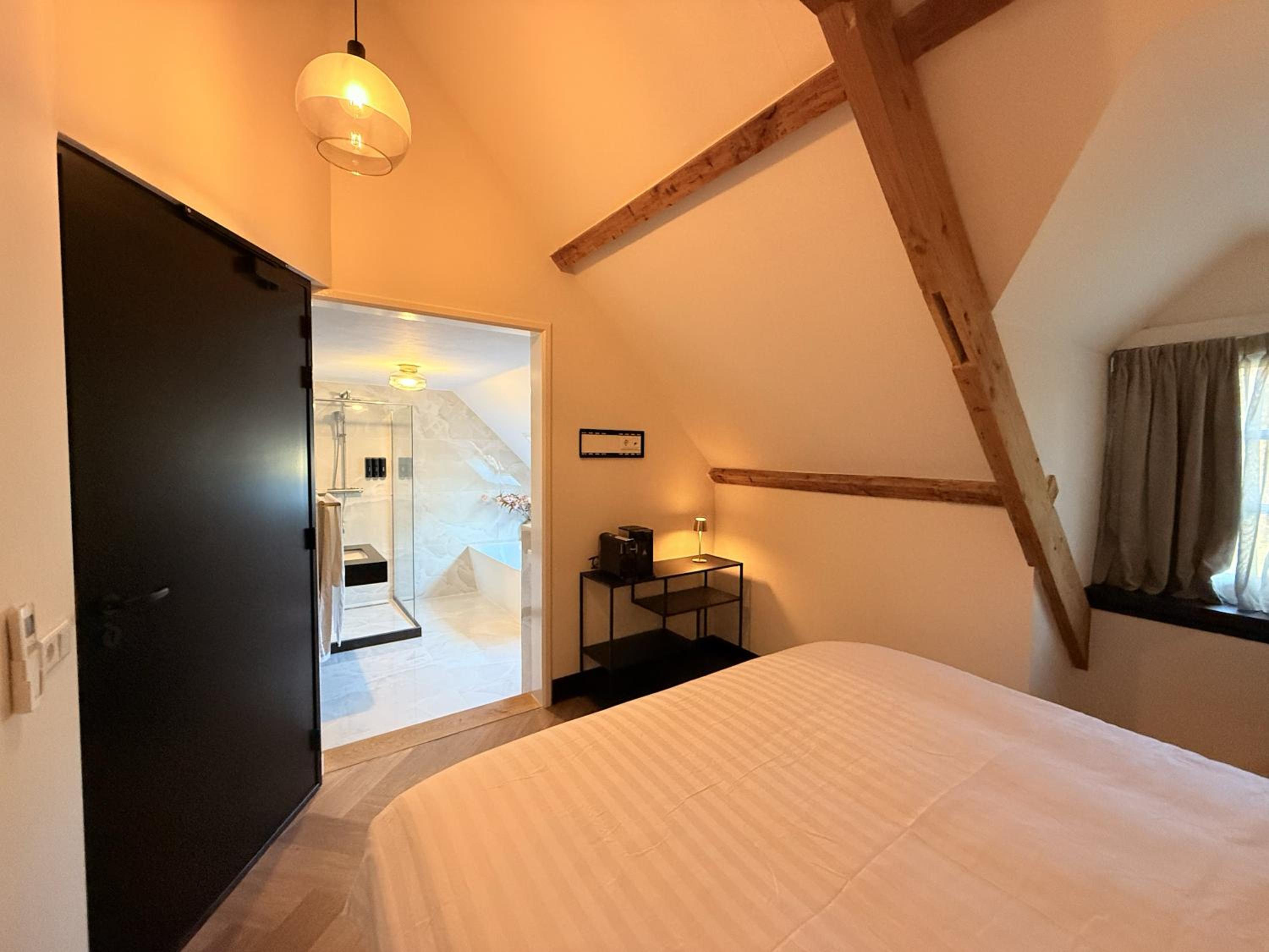 Double Room with Private Bathroom photo 1