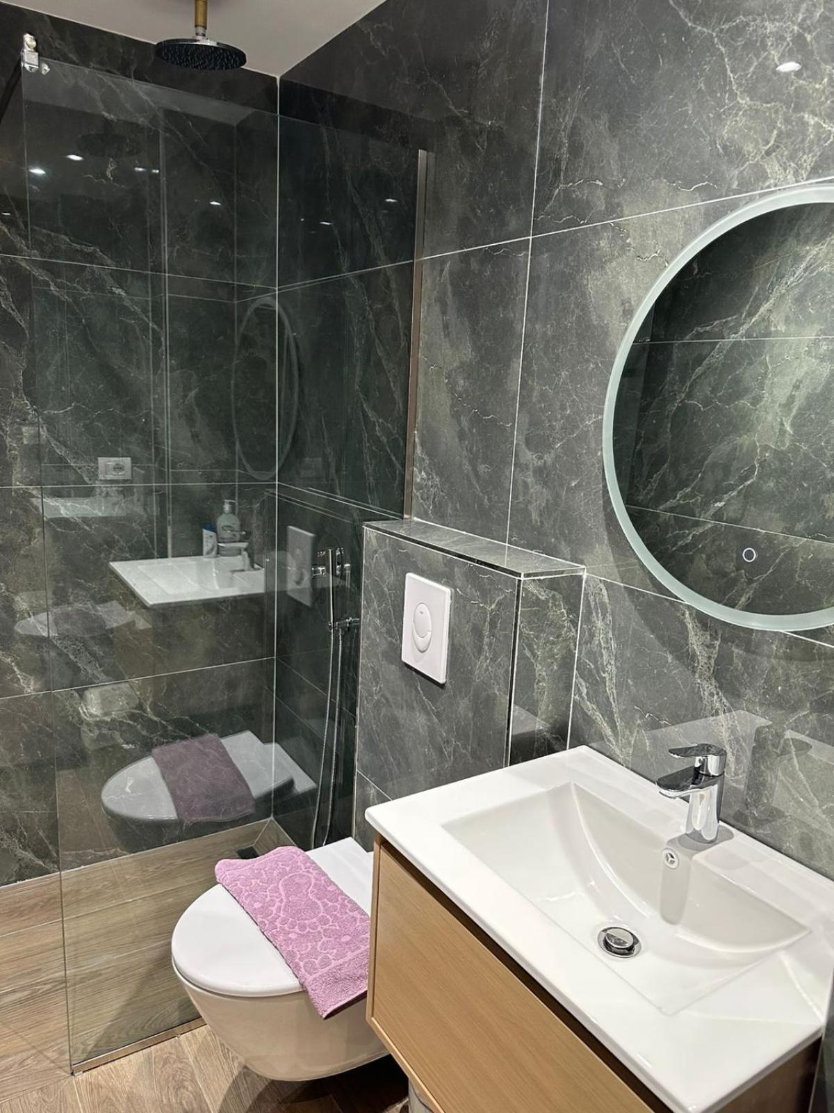 Triple Room with Bath photo 3
