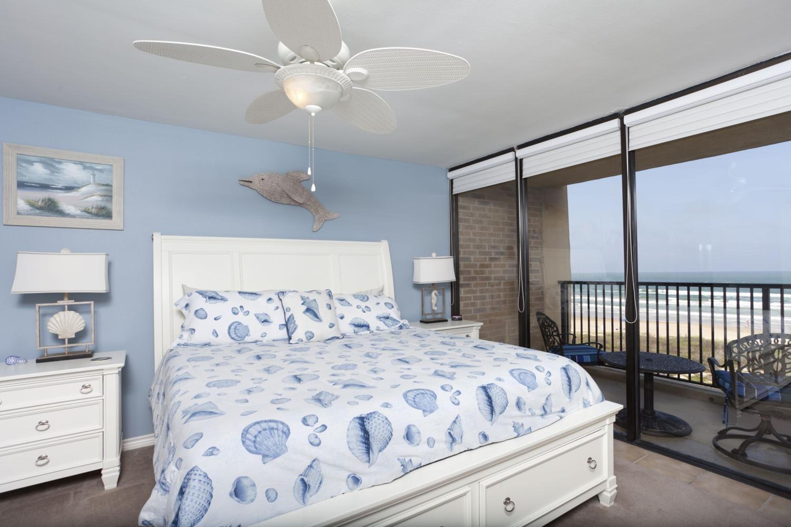 Apartment with Sea View #12