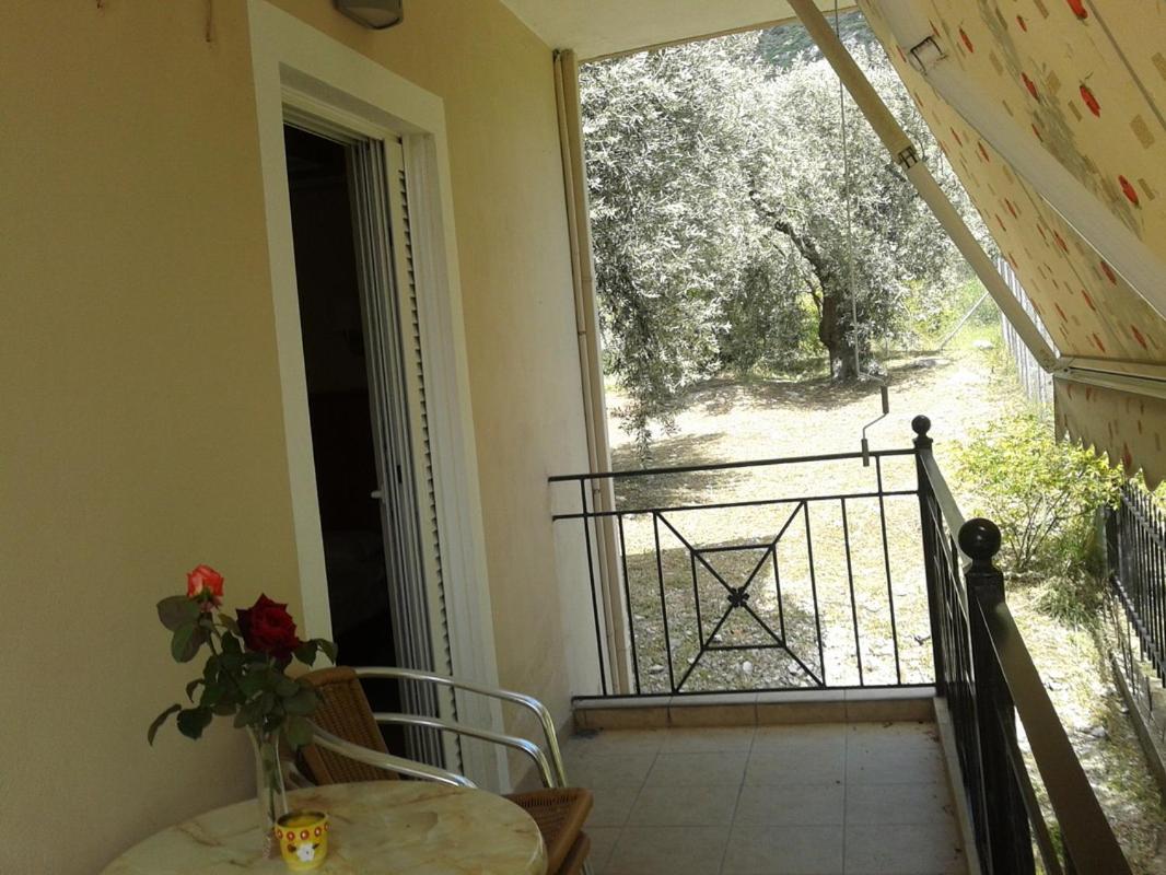 Two-Bedroom Deluxe Apartment with Balcony photo 2