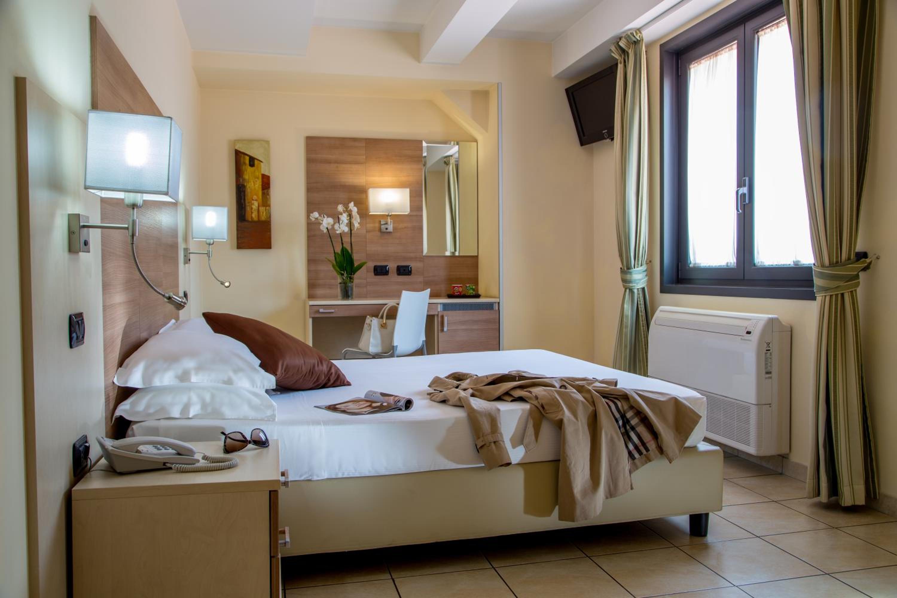 Available room