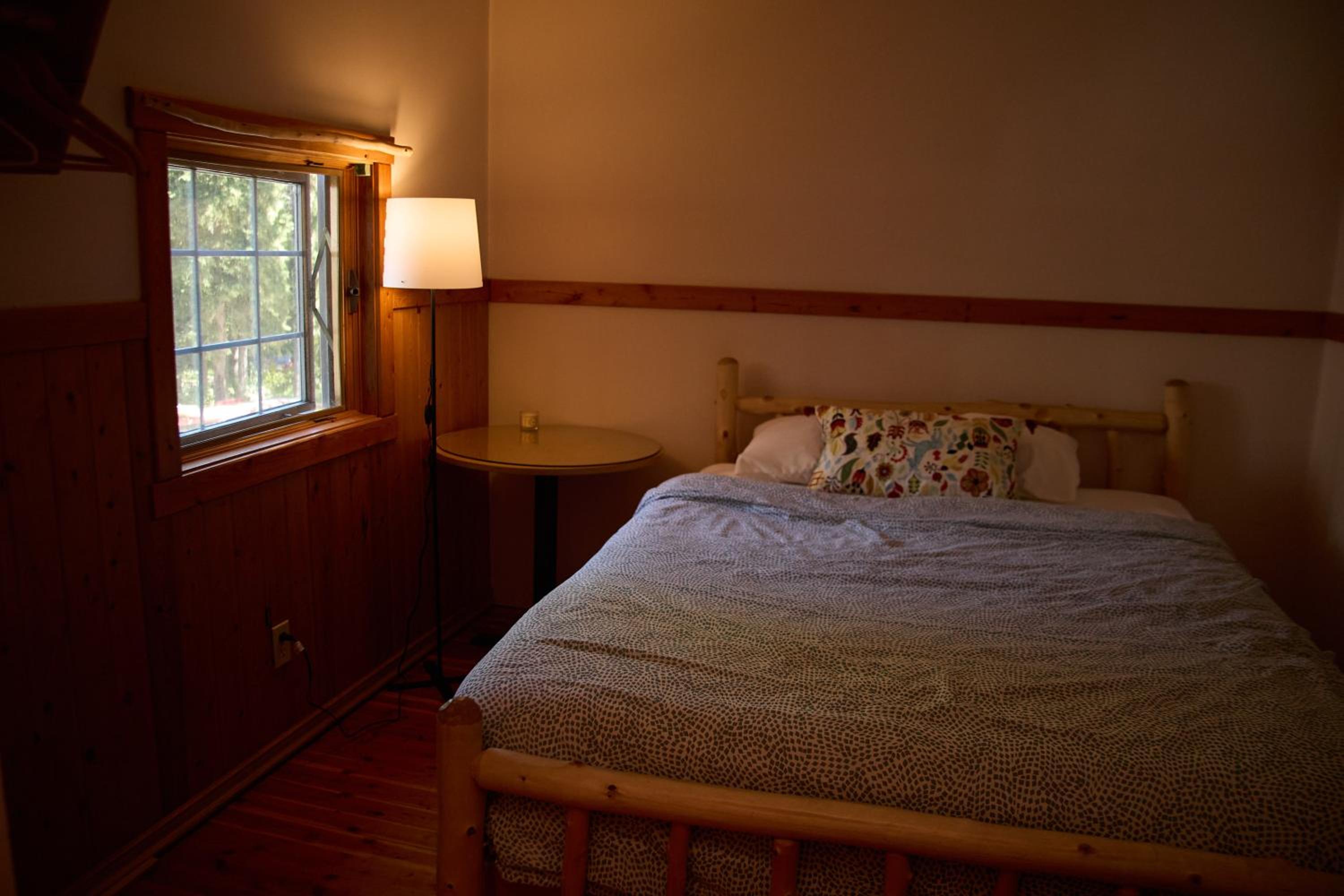 Double Room with Shared Bathroom photo 3