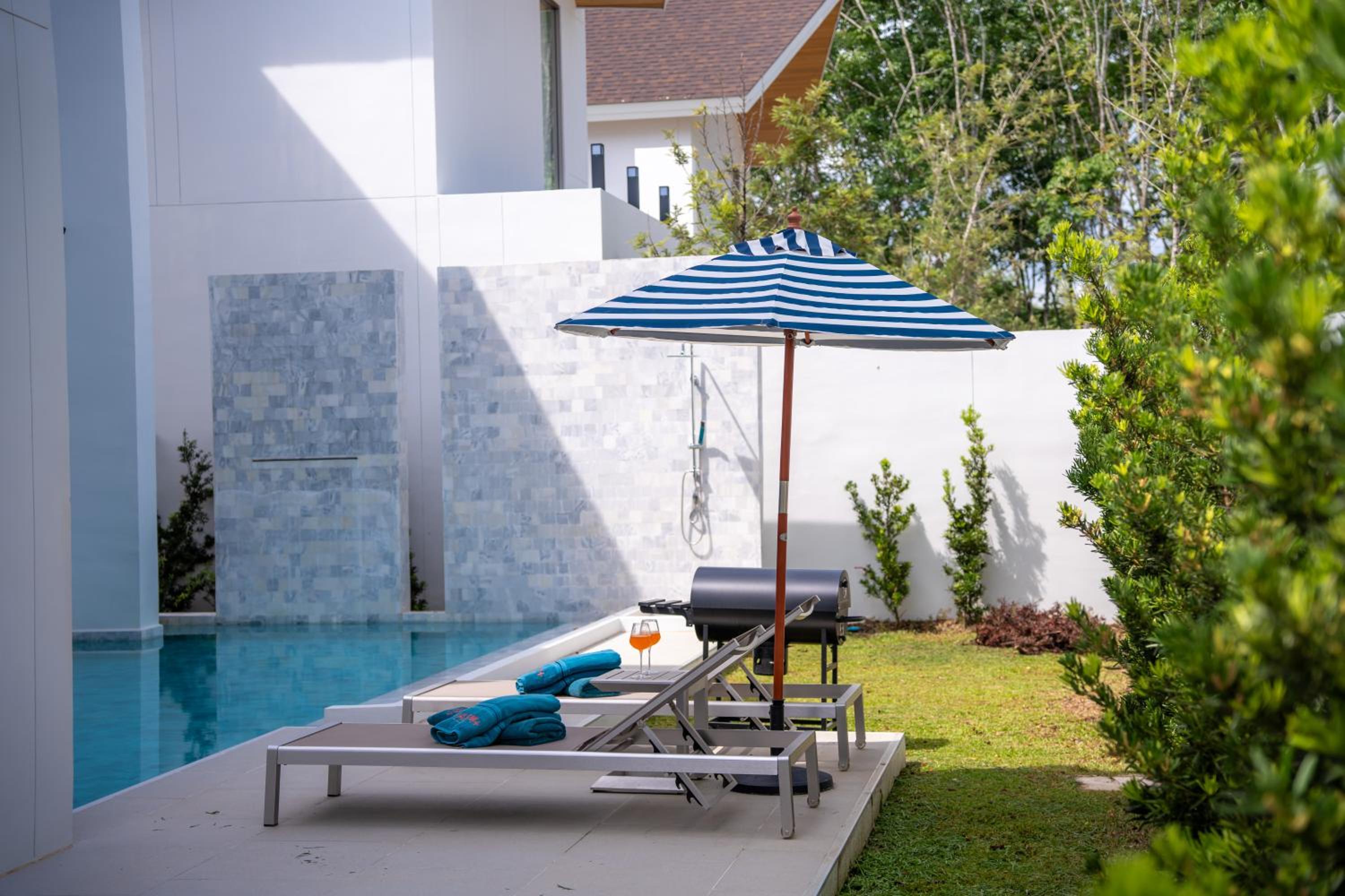 Villa with Private Pool photo 1