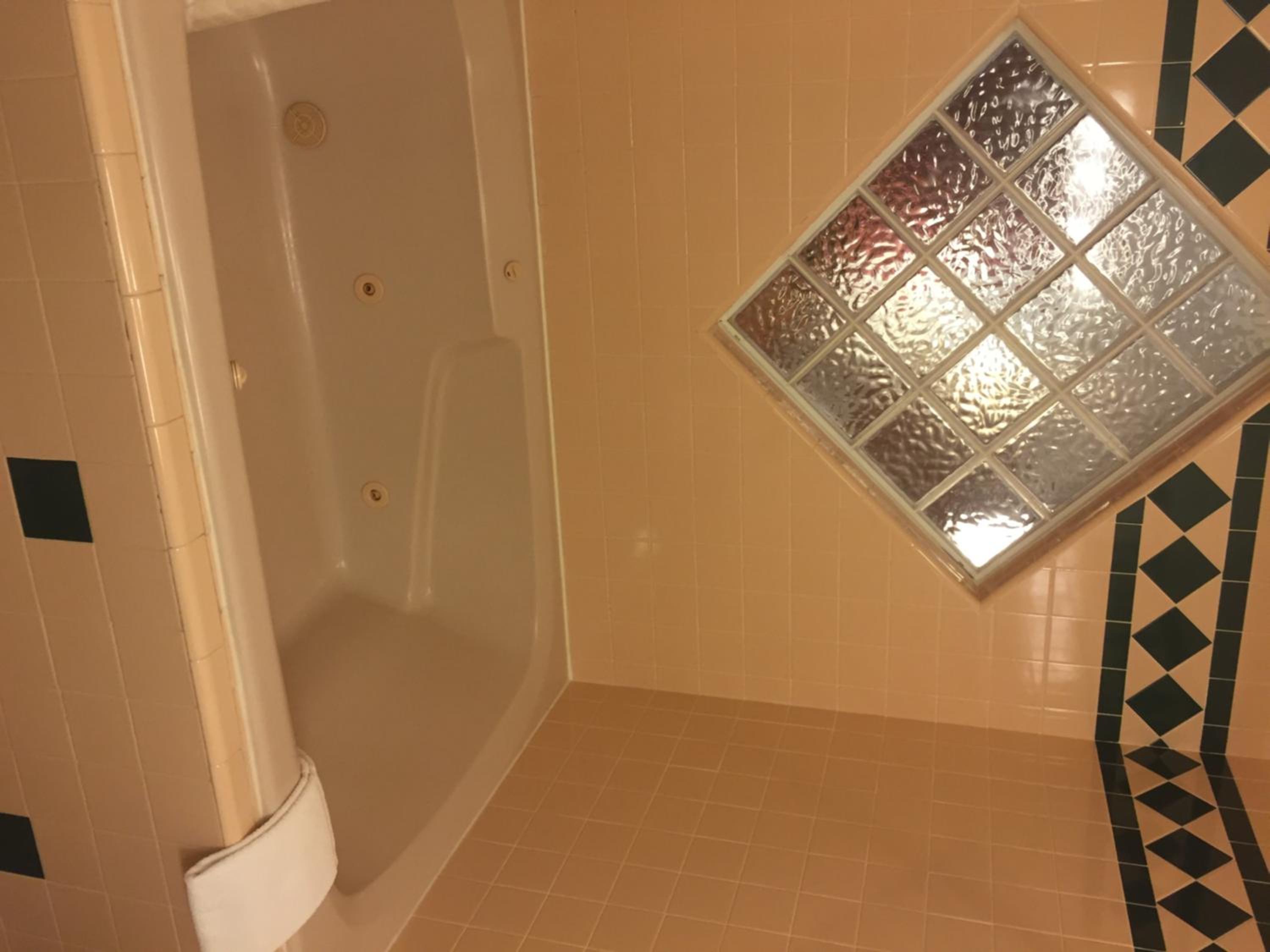 Luxury King Room - Photo 4