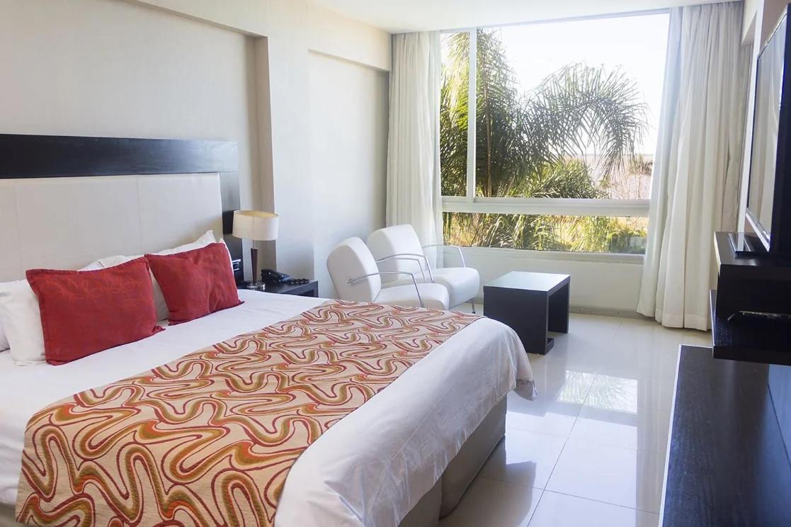 Double Room with Lake View
