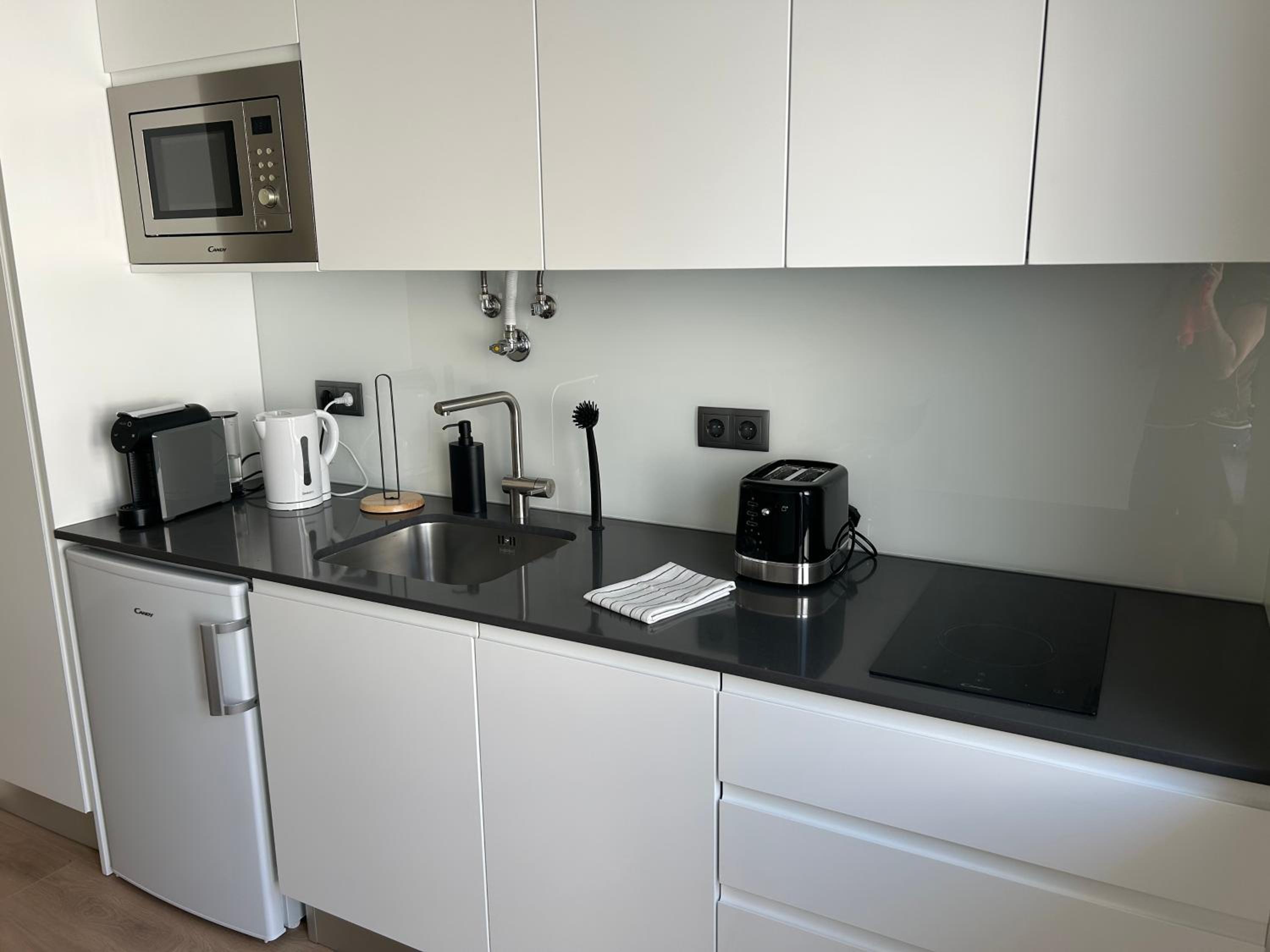 Two-Bedroom Apartment with Balcony and Terrace
