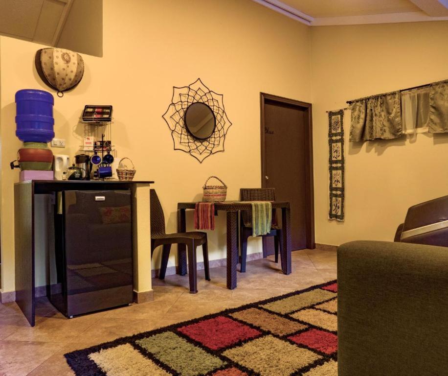 Budget Twin Room photo 2