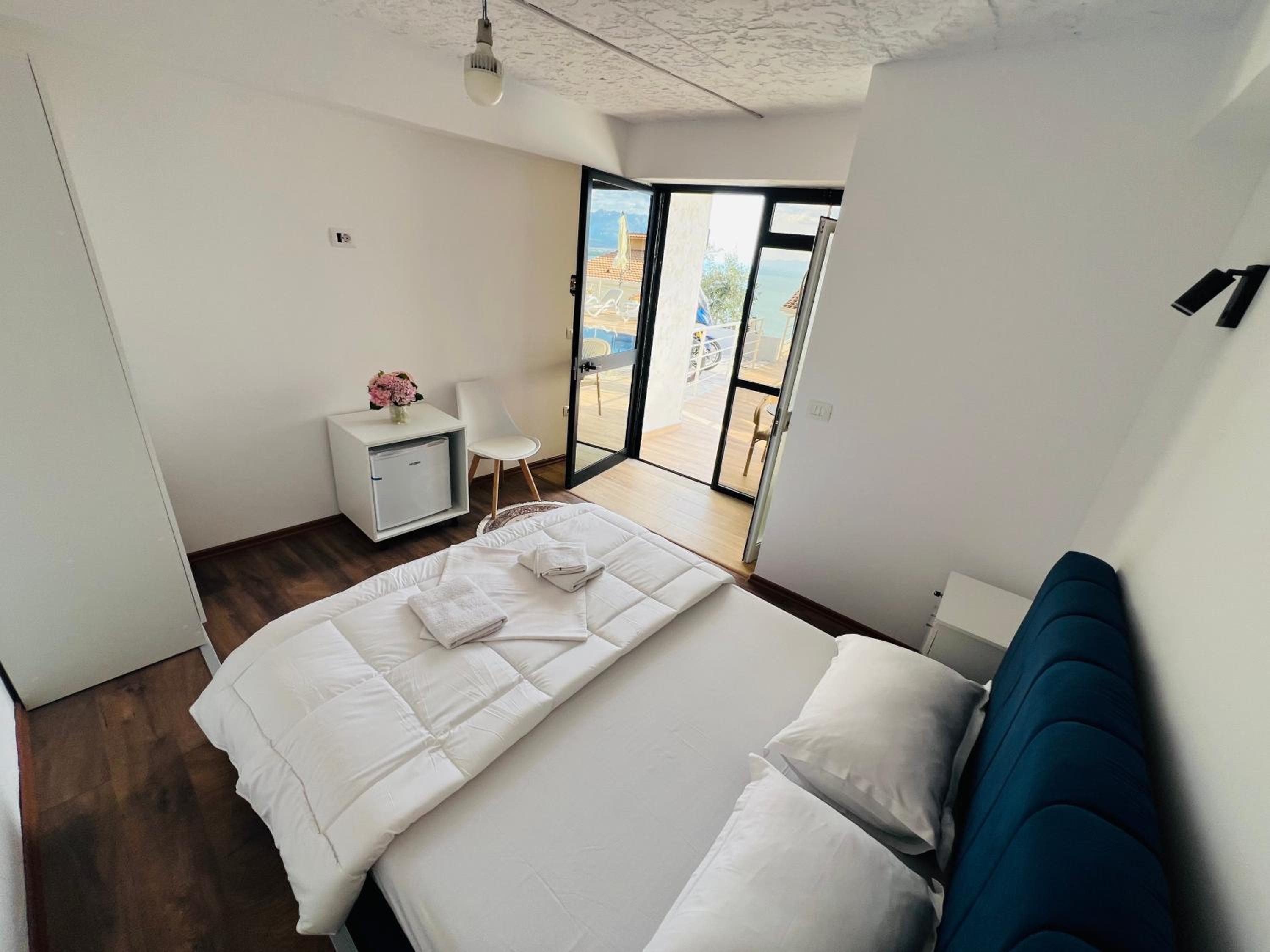 Double Room with Pool View