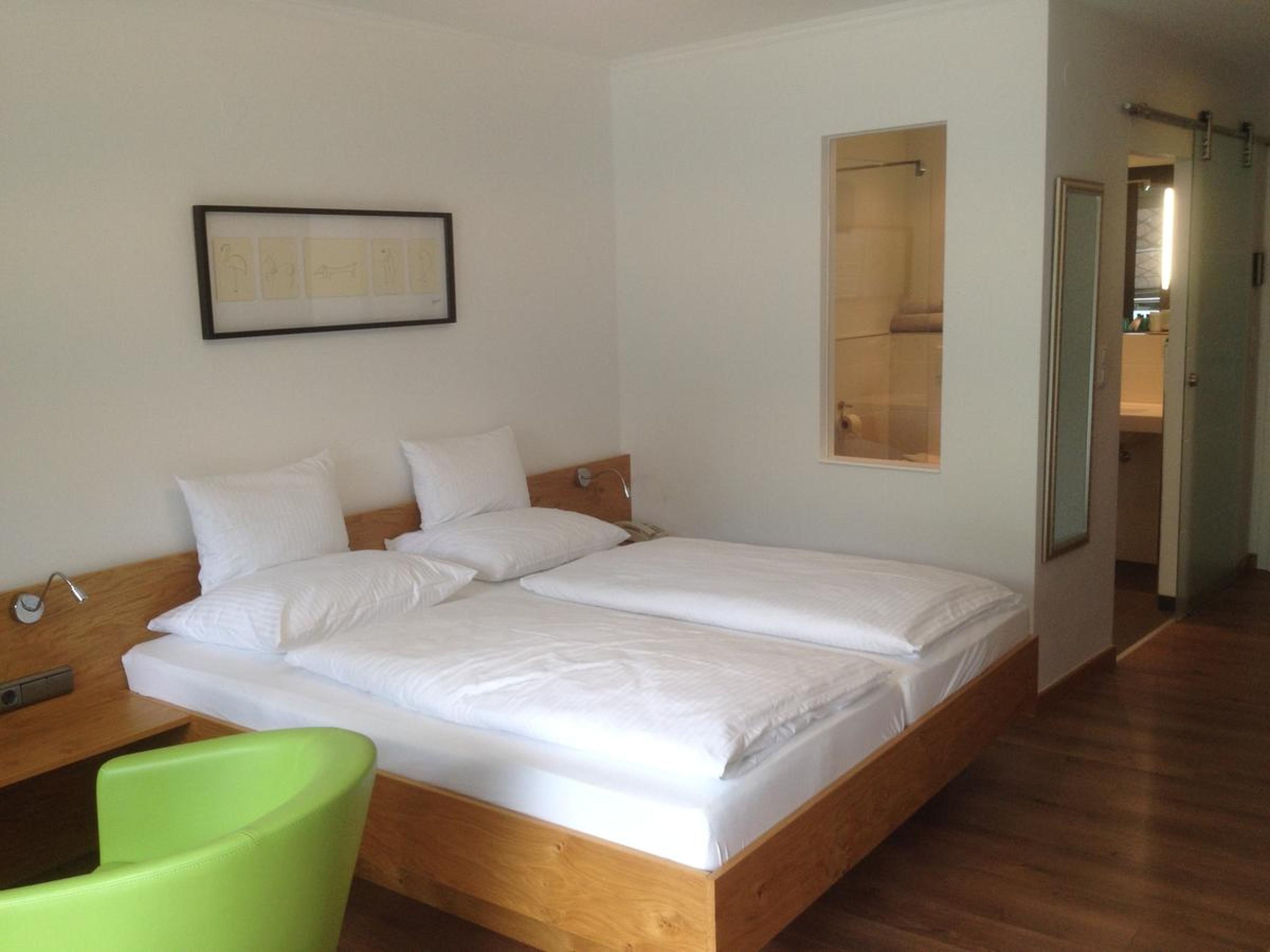 Deluxe Double Room with Loggia and Lake View photo 1